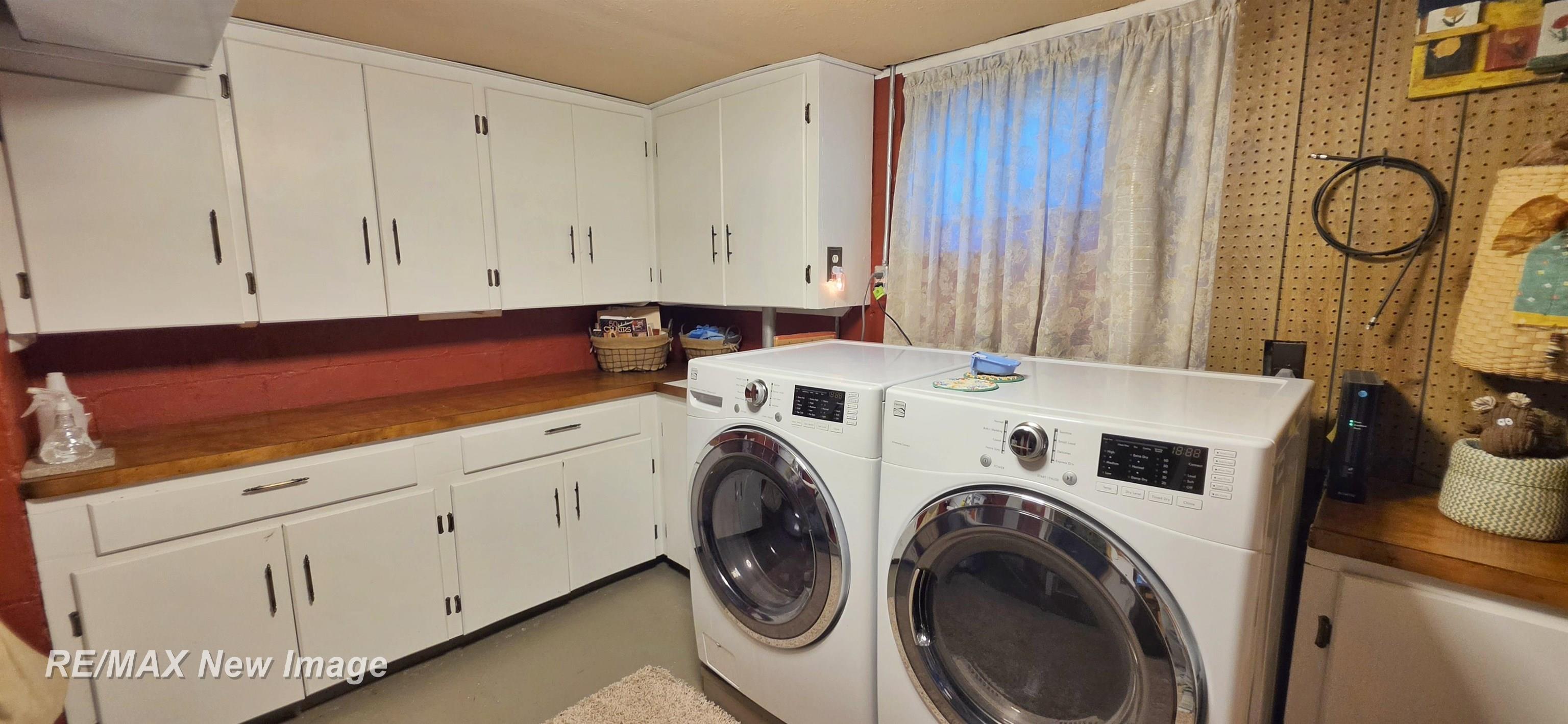 main property photo 74