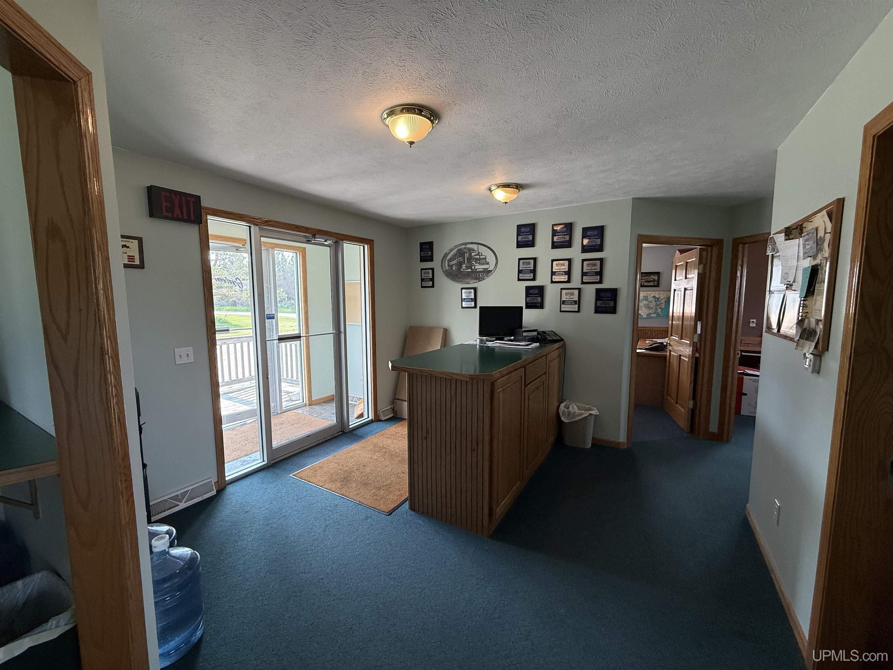 main property photo 30
