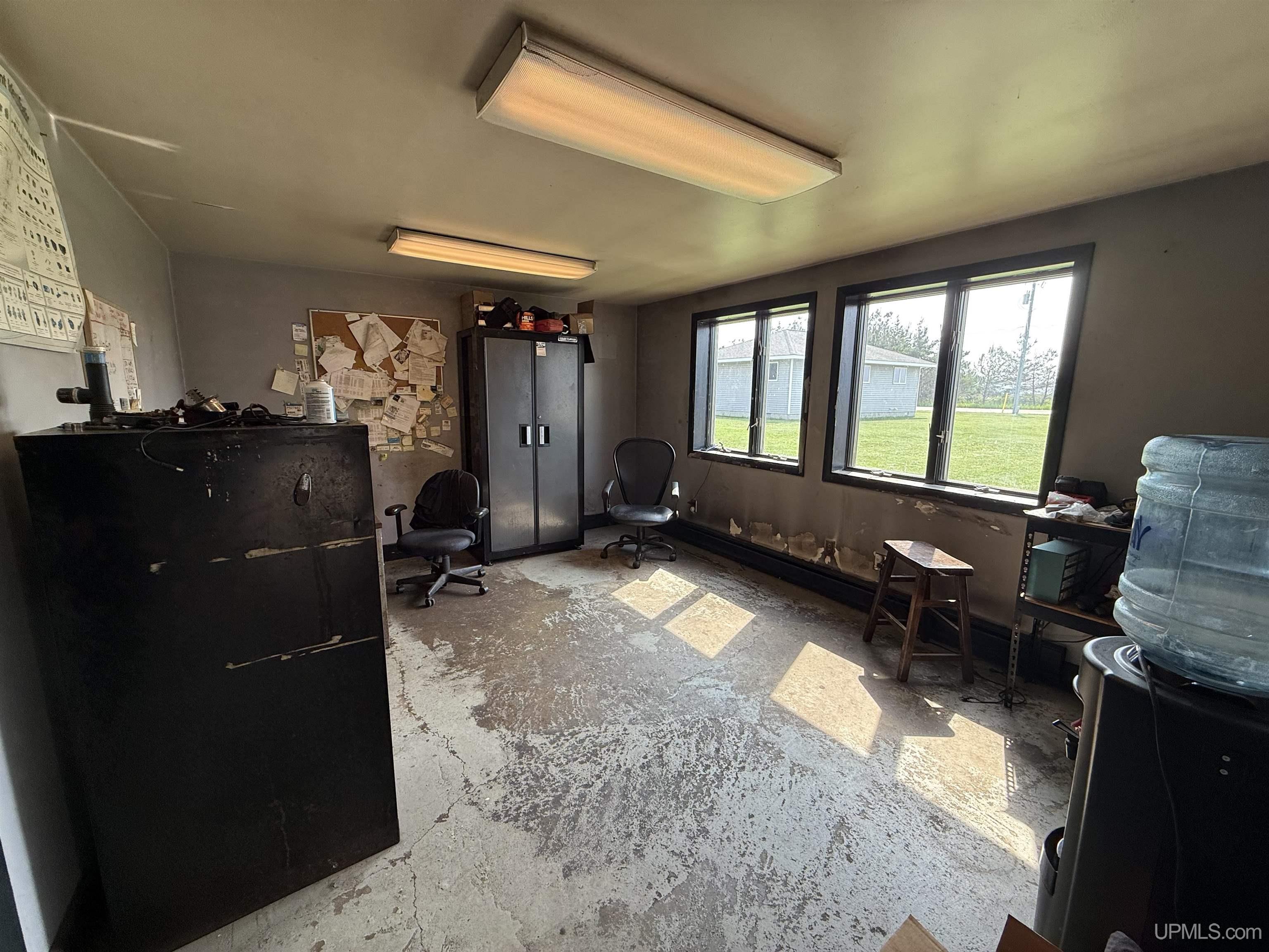 main property photo 45