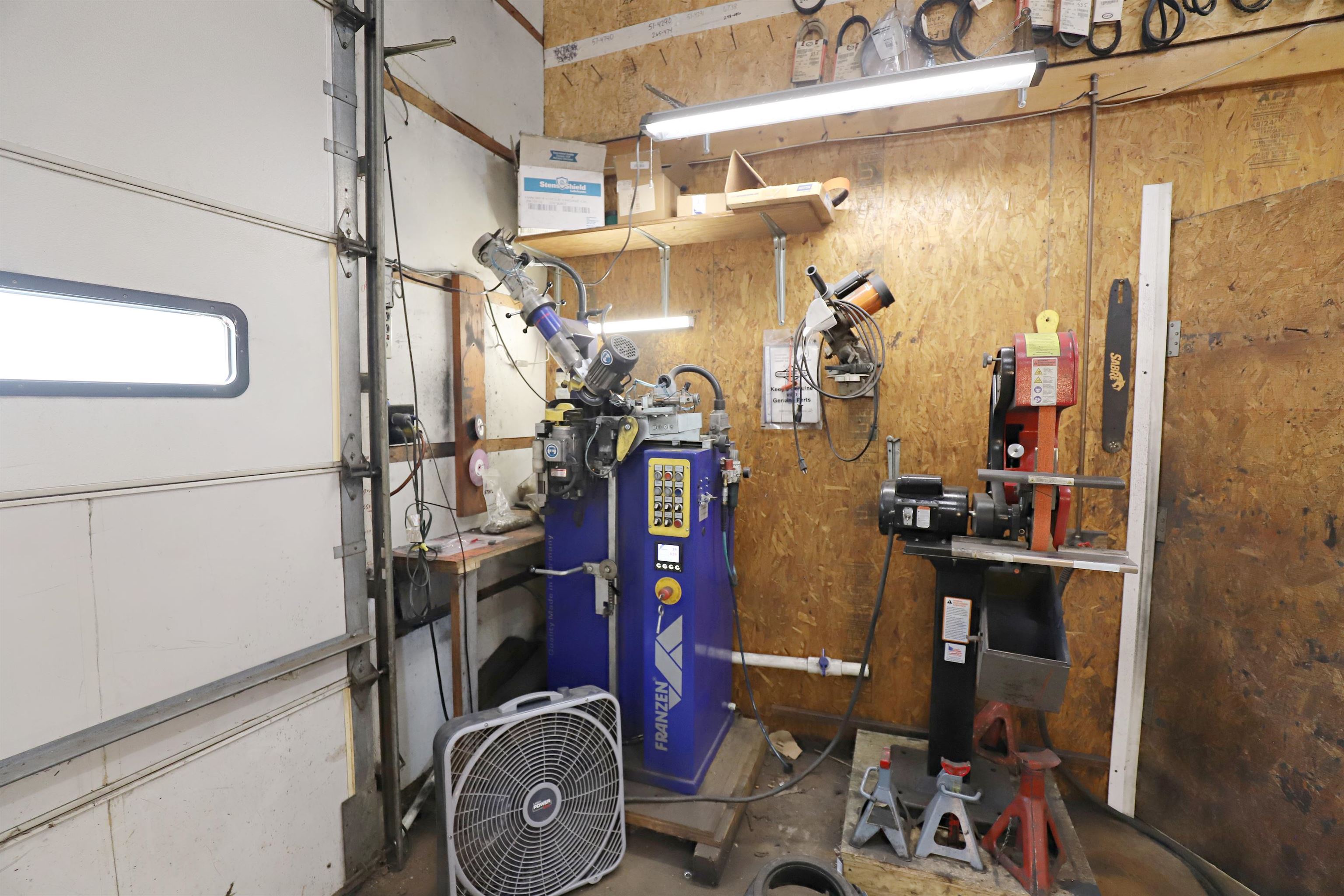 main property photo 14