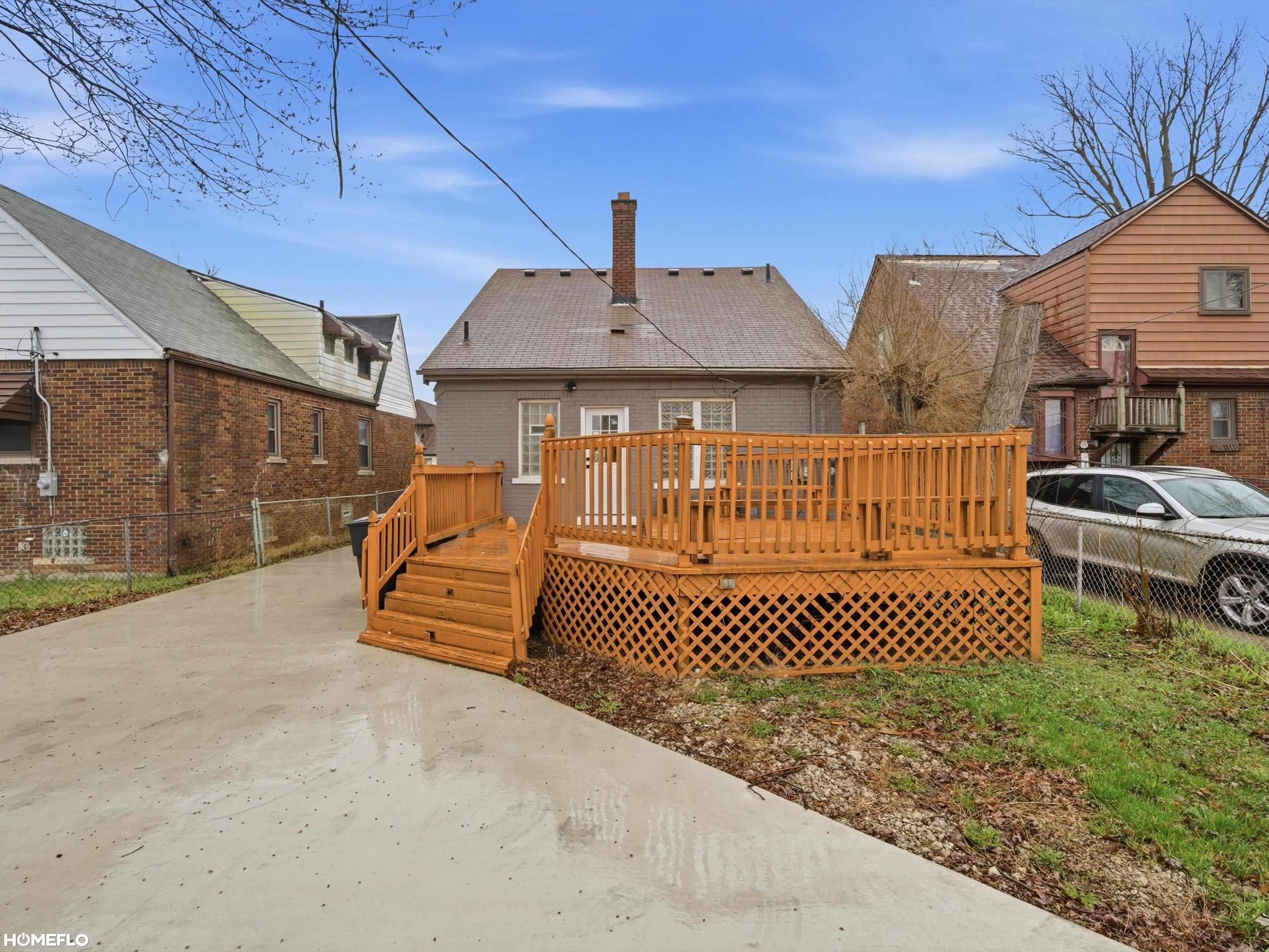 main property photo 5