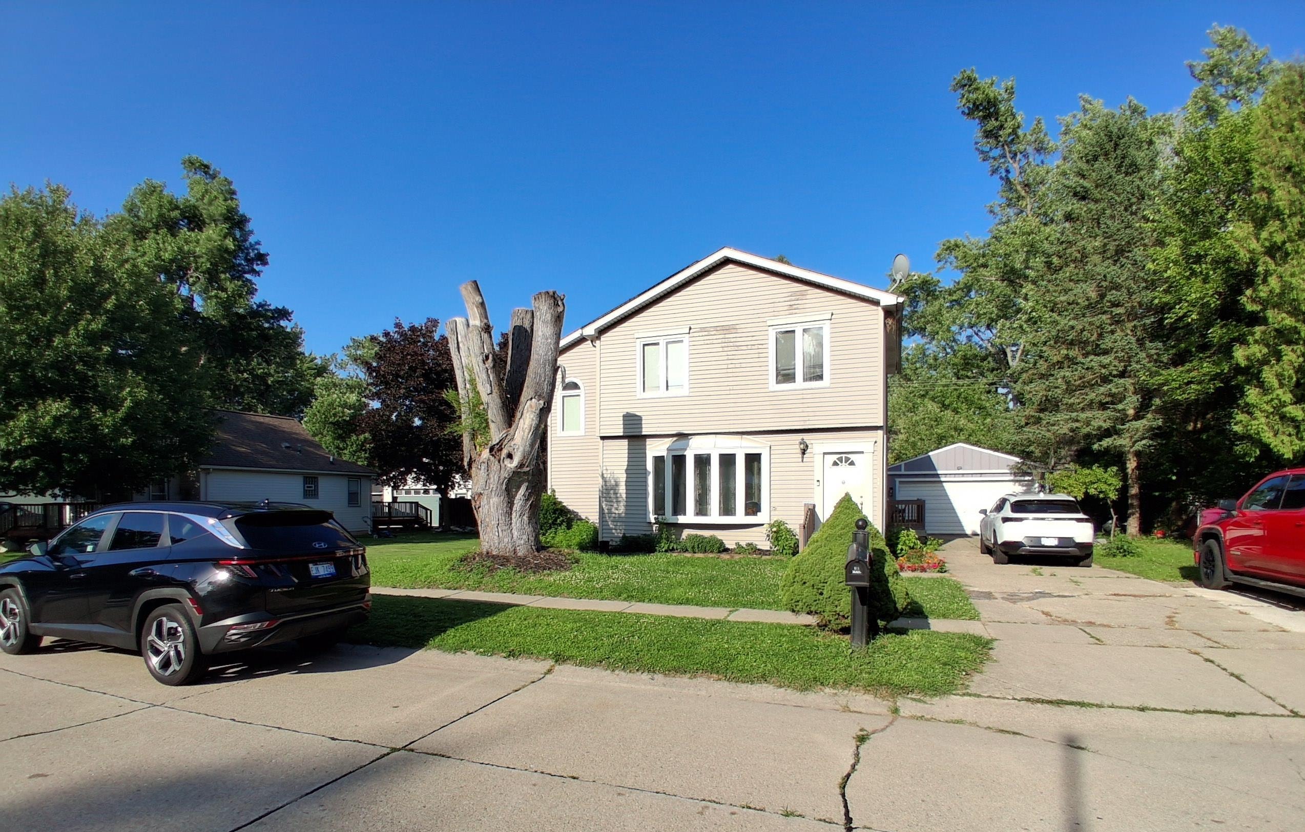 main property photo 3