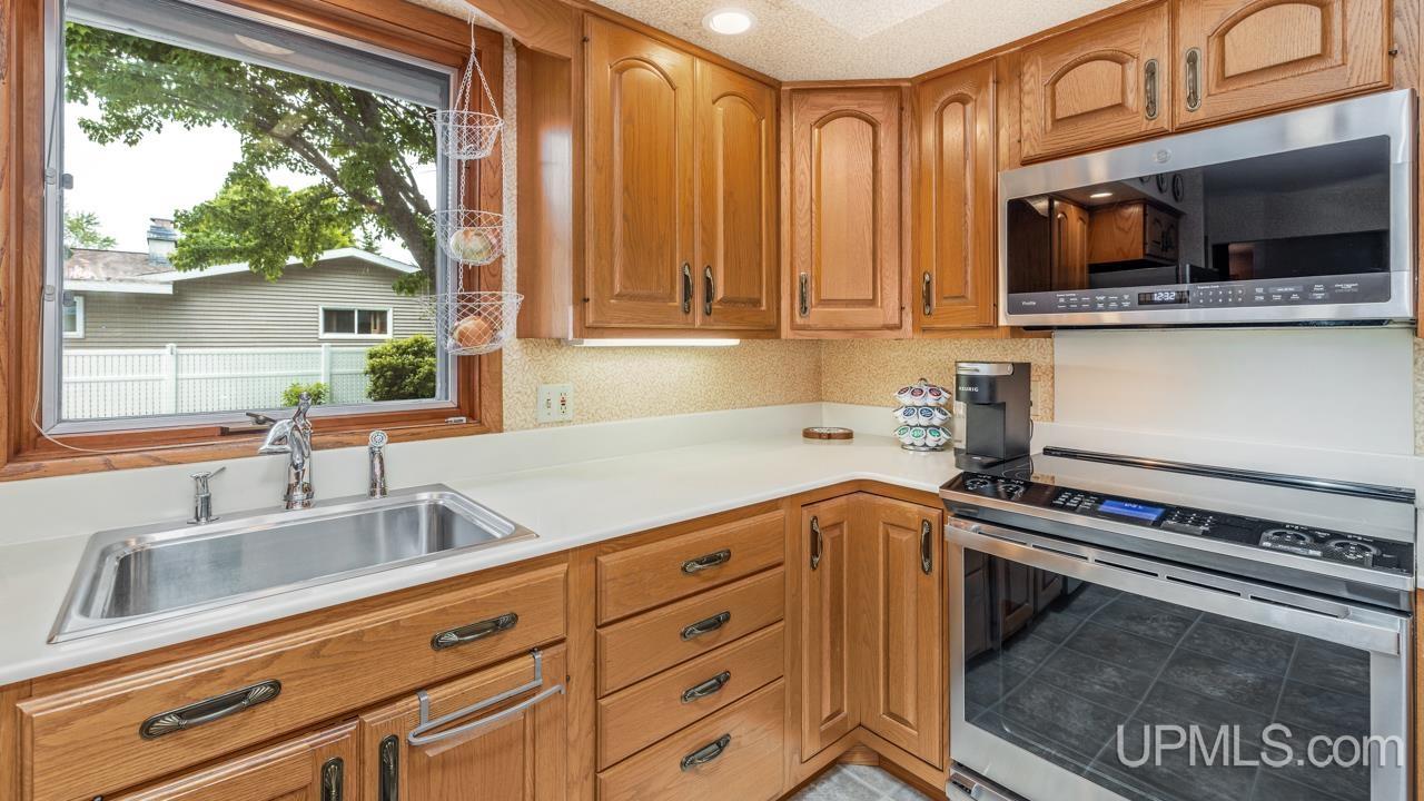 property viewer photo 17