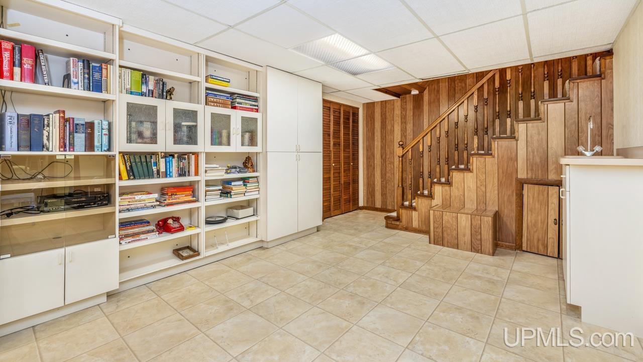 property viewer photo 27