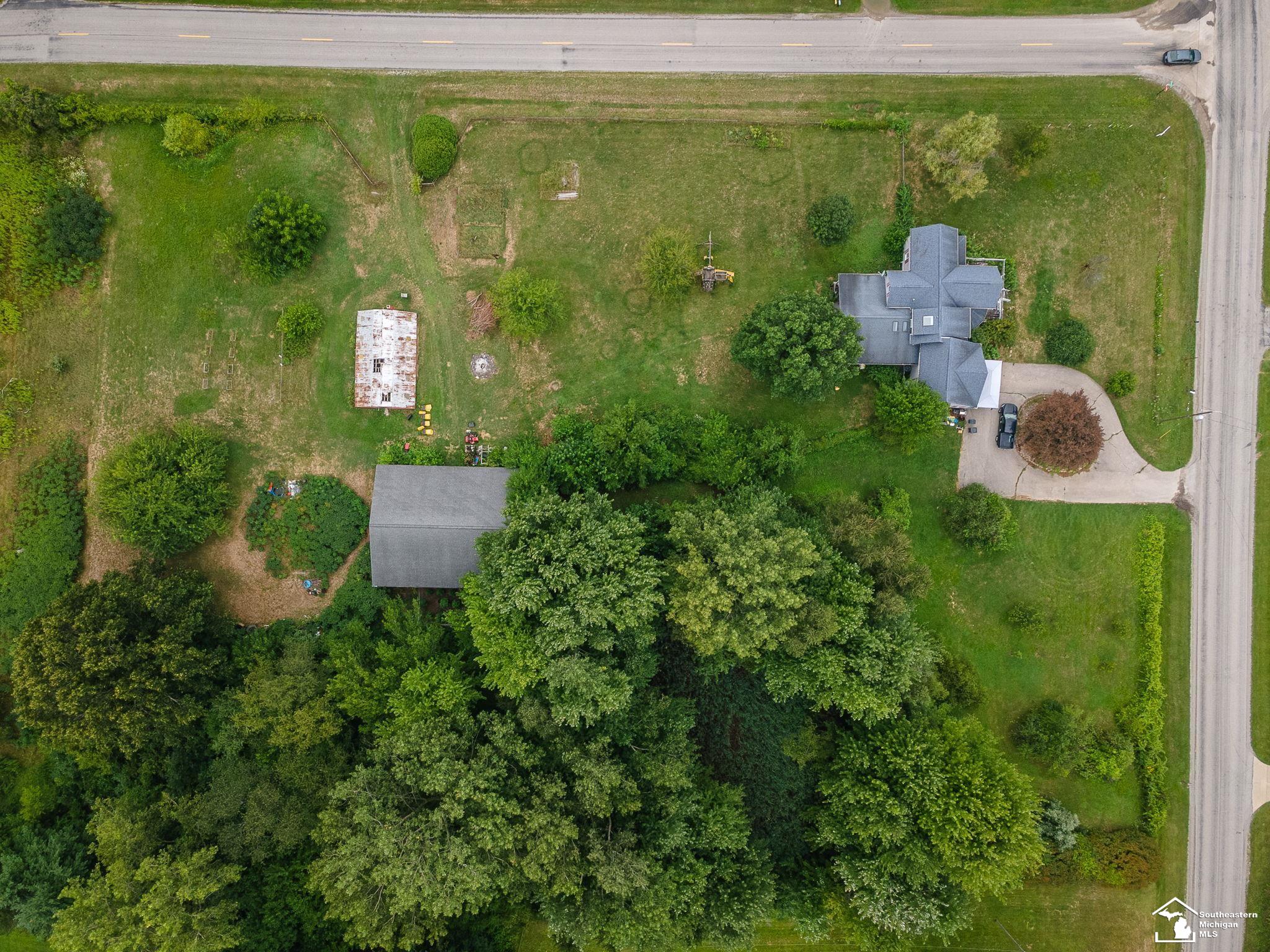 main property photo 46