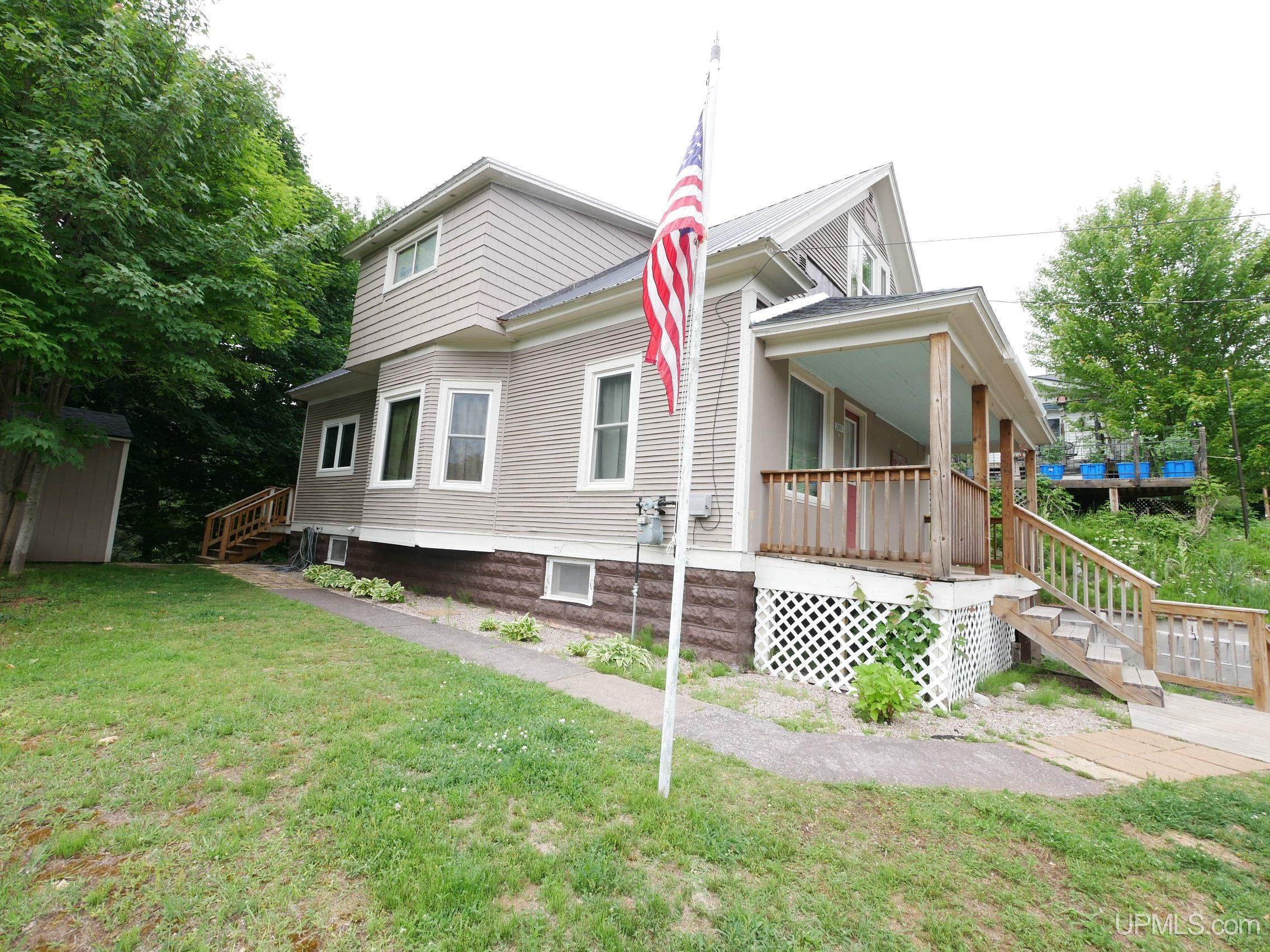 main property photo 44