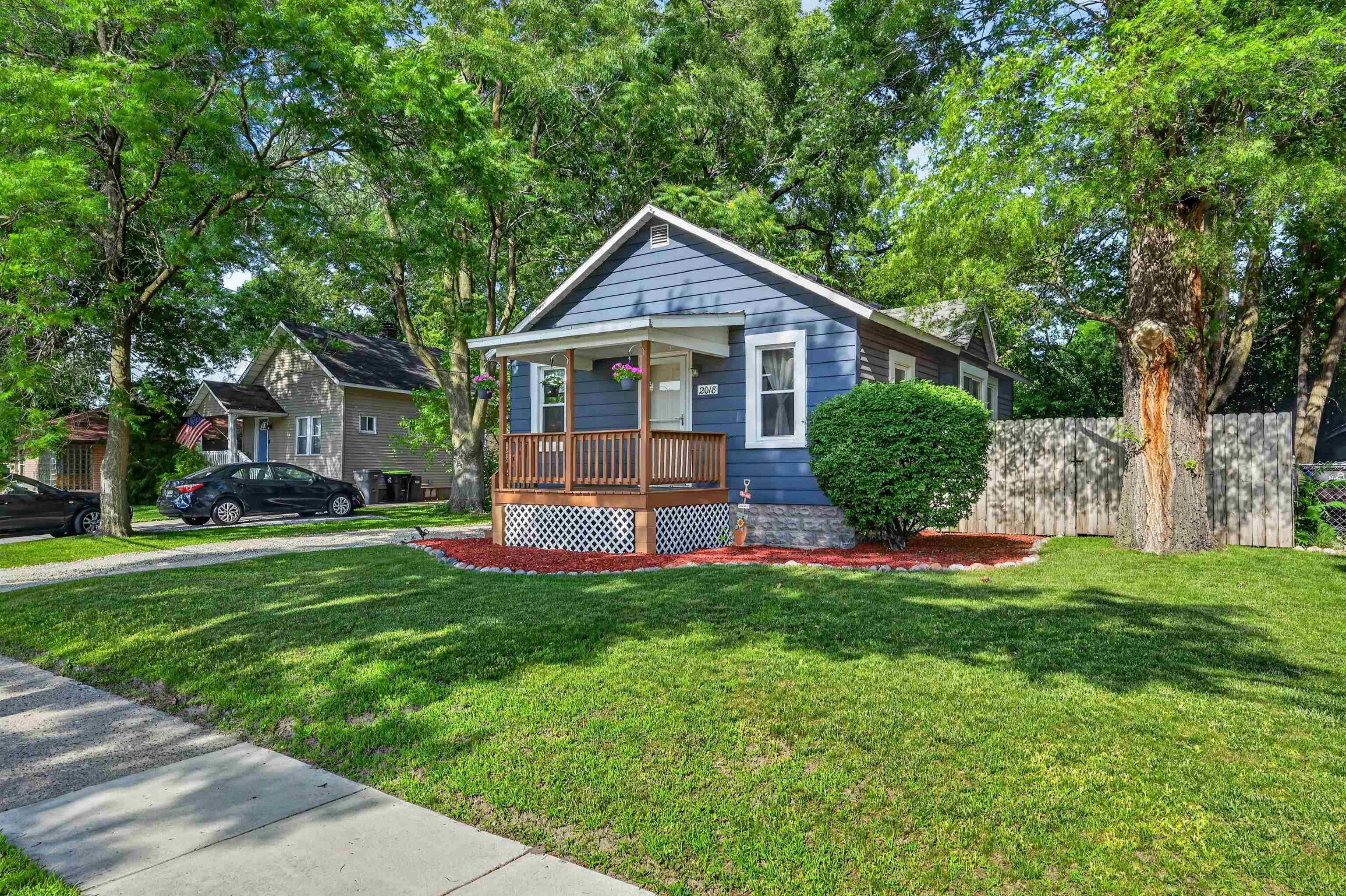 property viewer photo 35