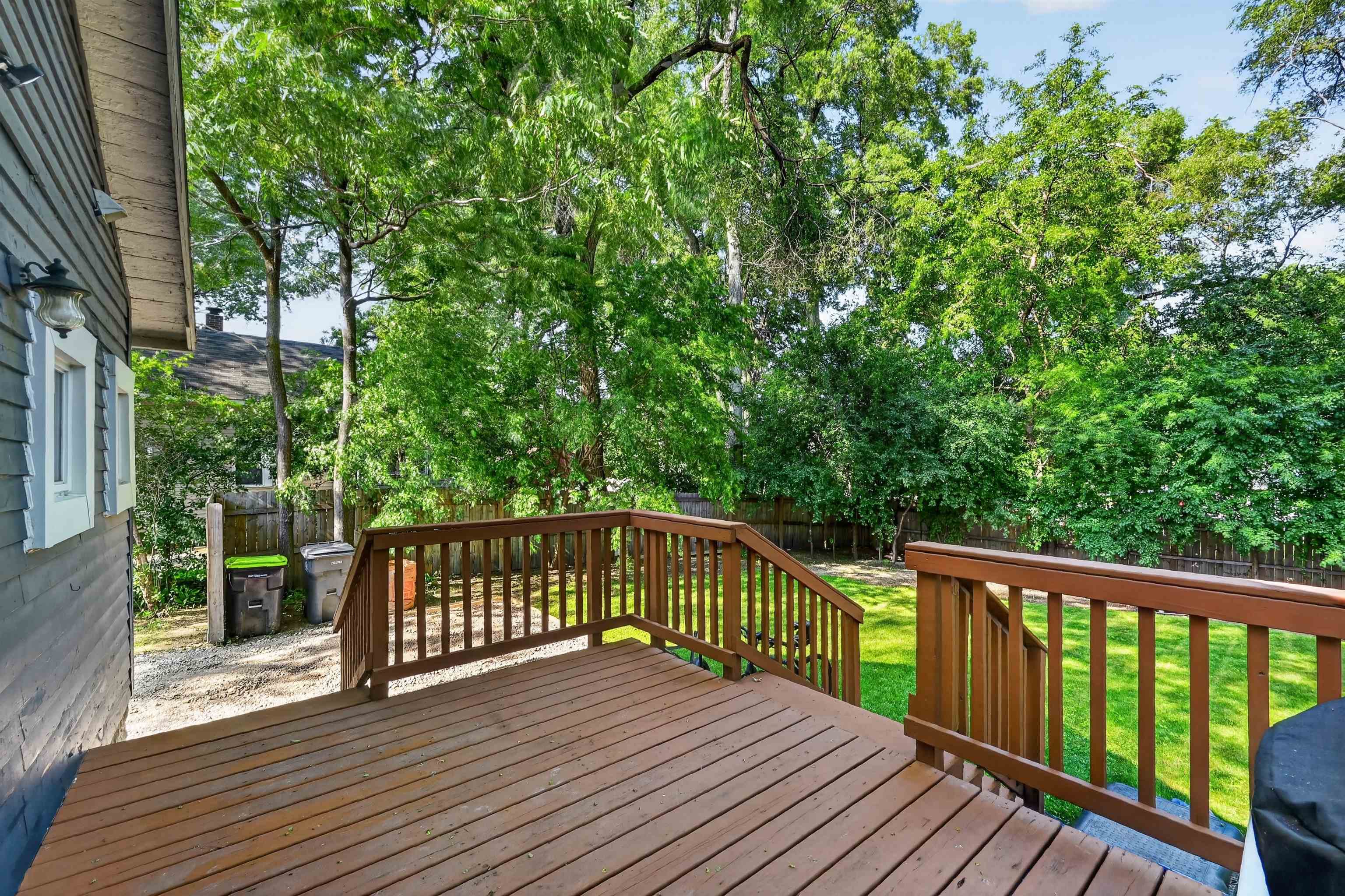 property viewer photo 43