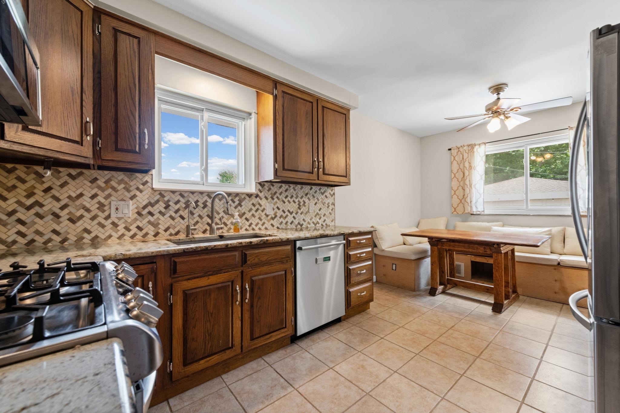 property viewer photo 14