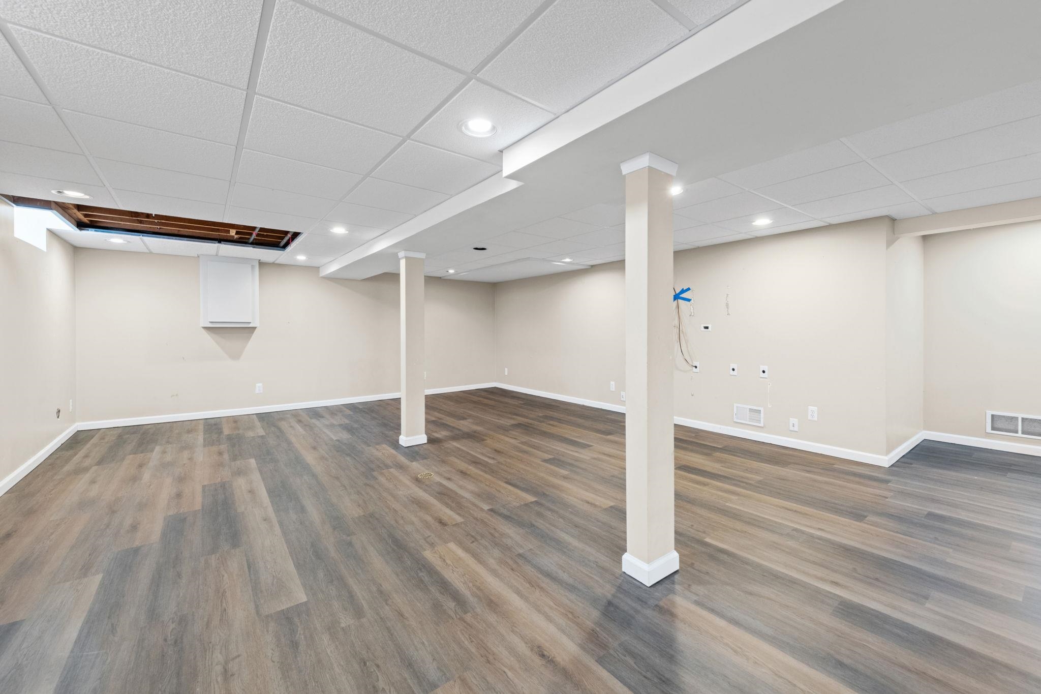 property viewer photo 25