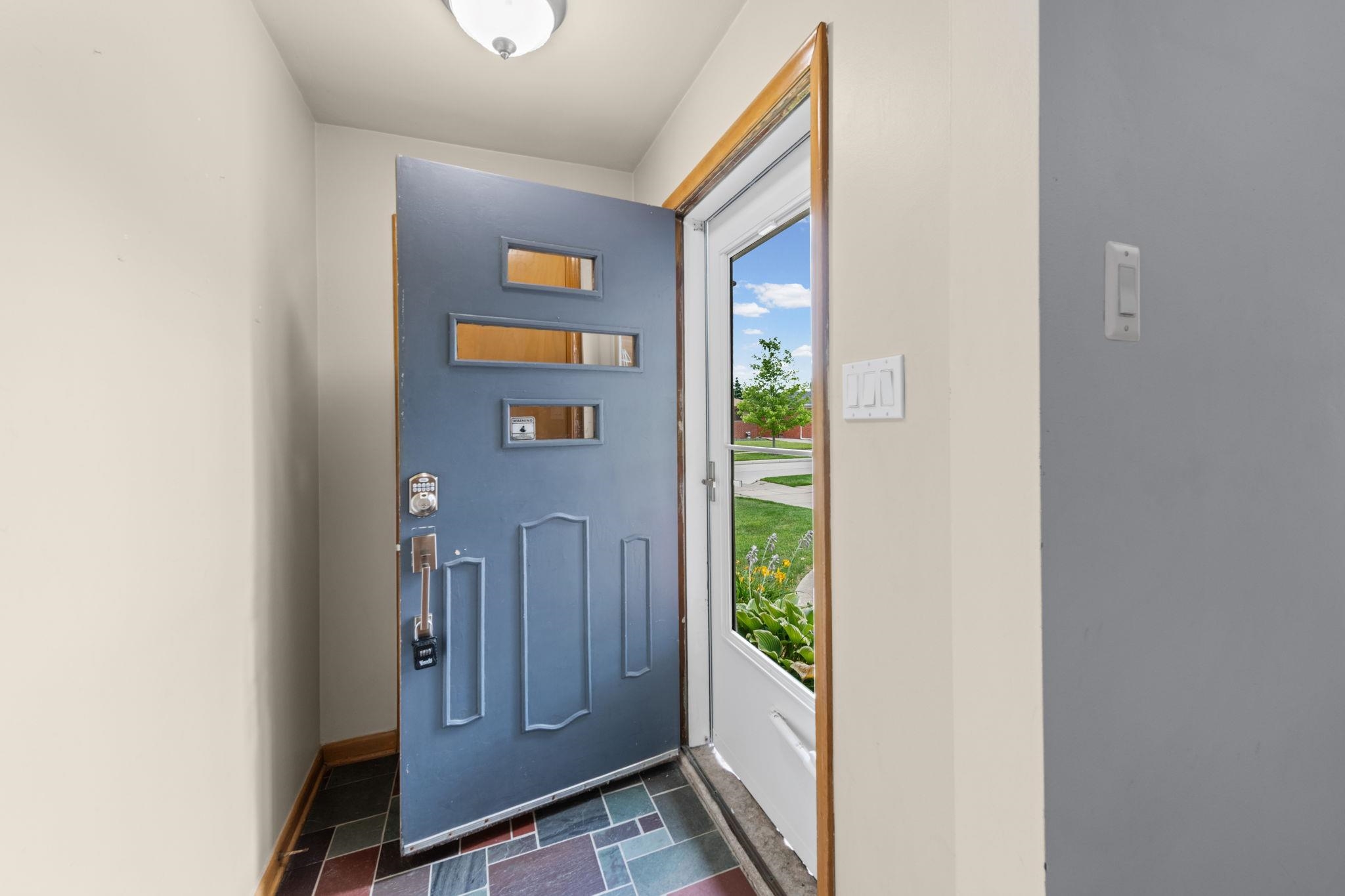 property viewer photo 5
