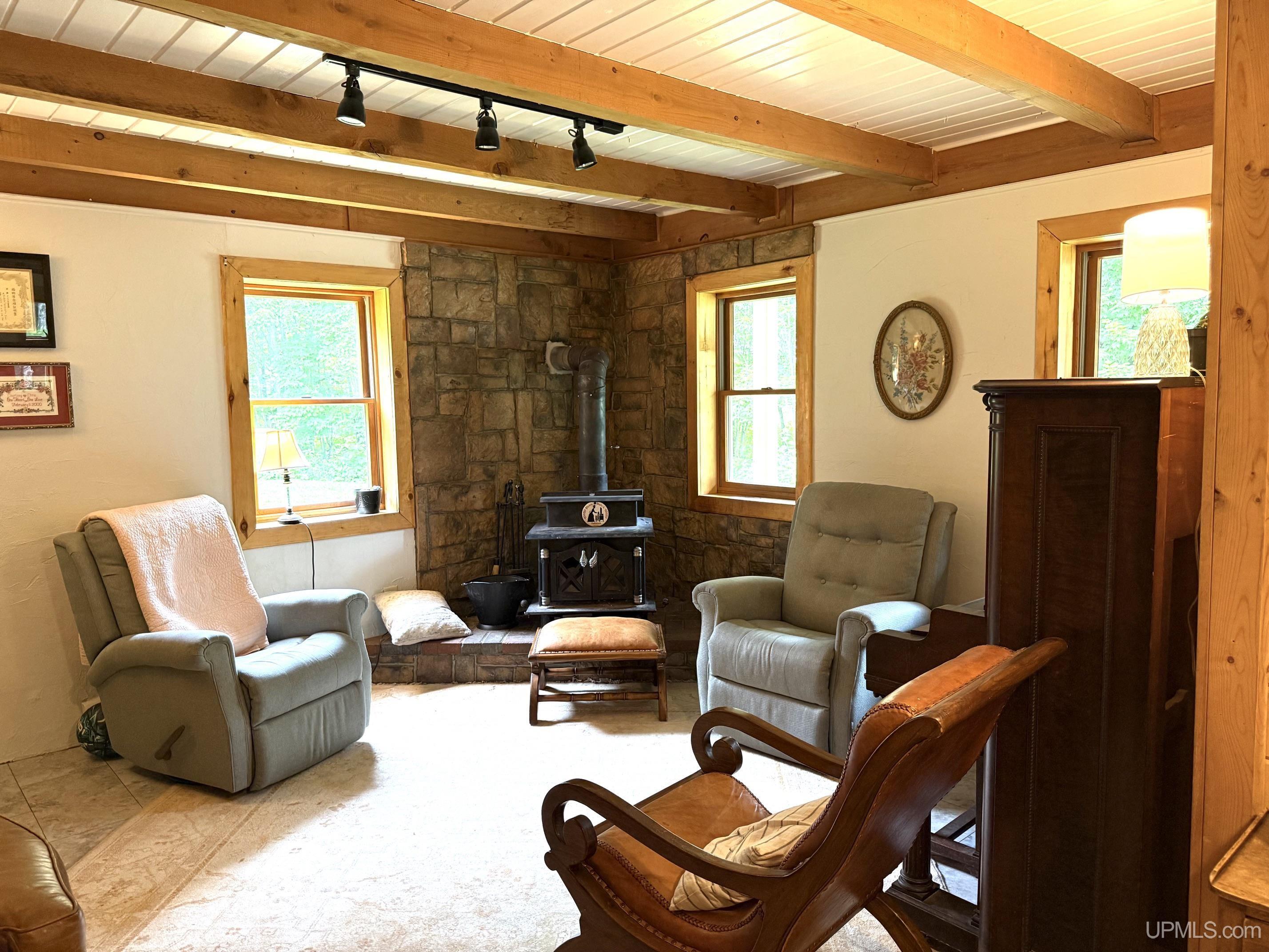 main property photo 21