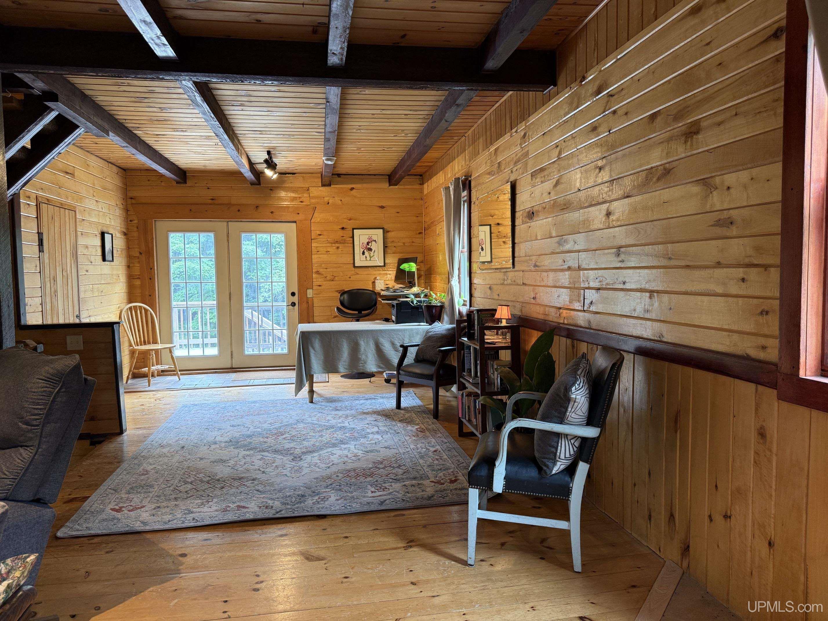 main property photo 27
