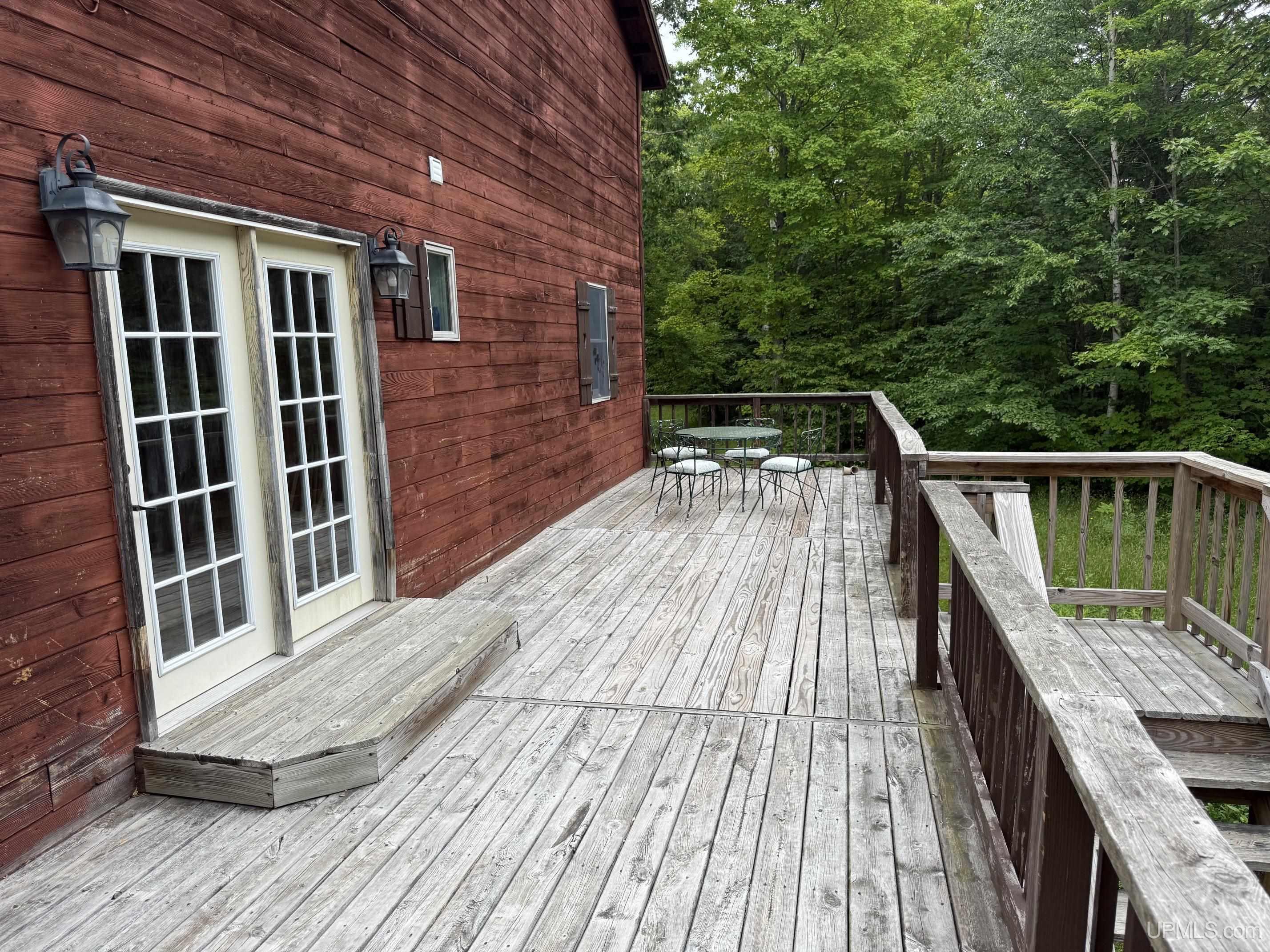 main property photo 50