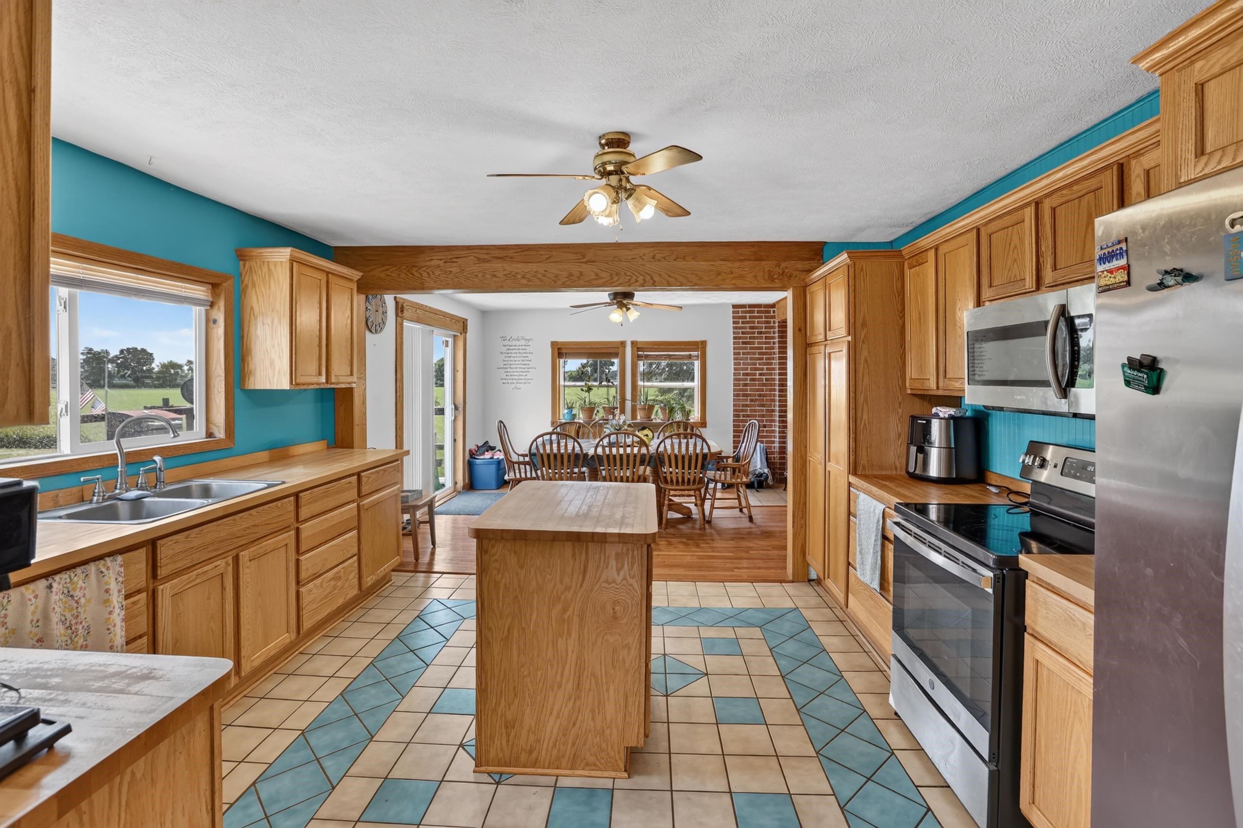 main property photo 20