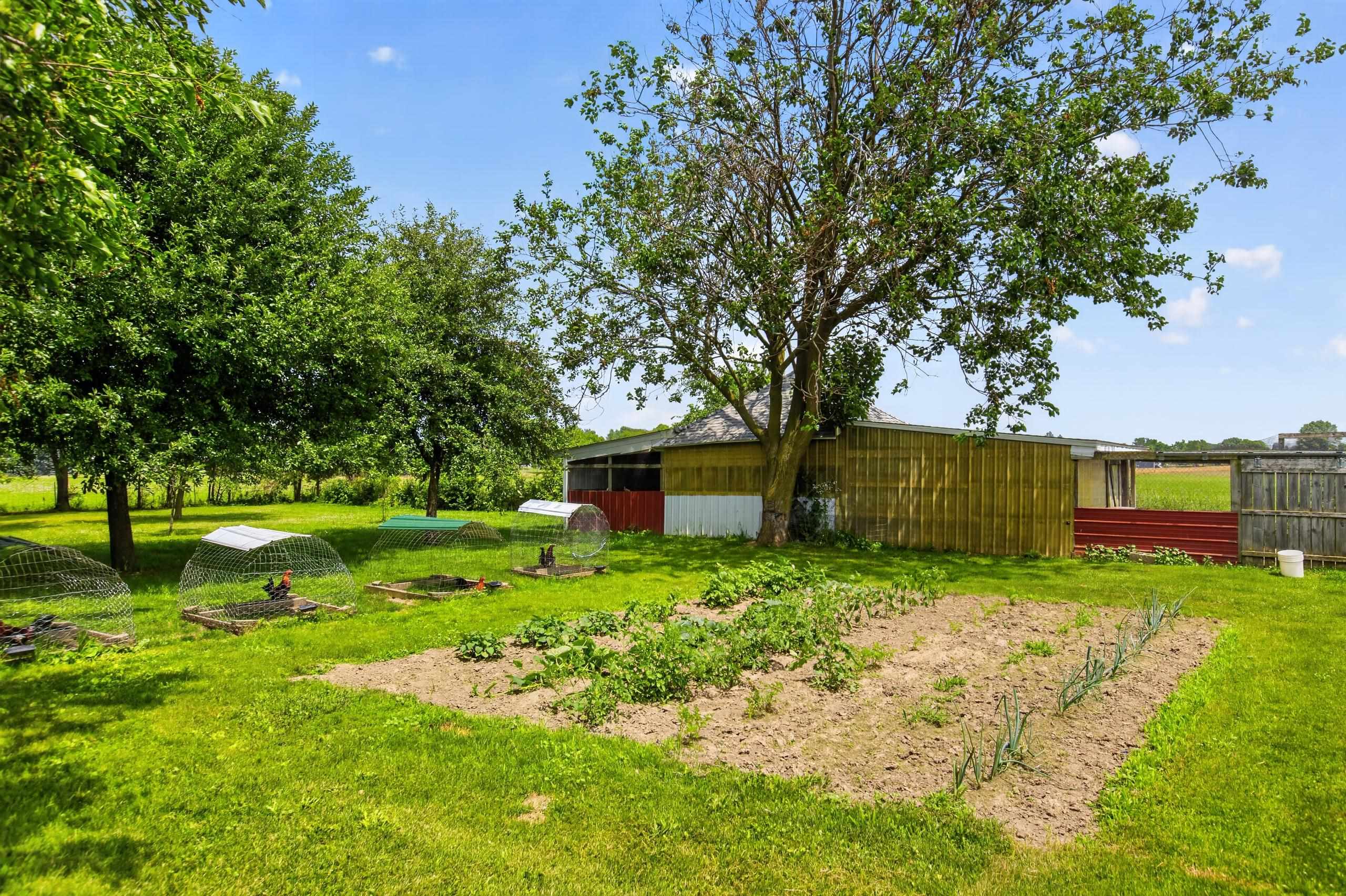 main property photo 74
