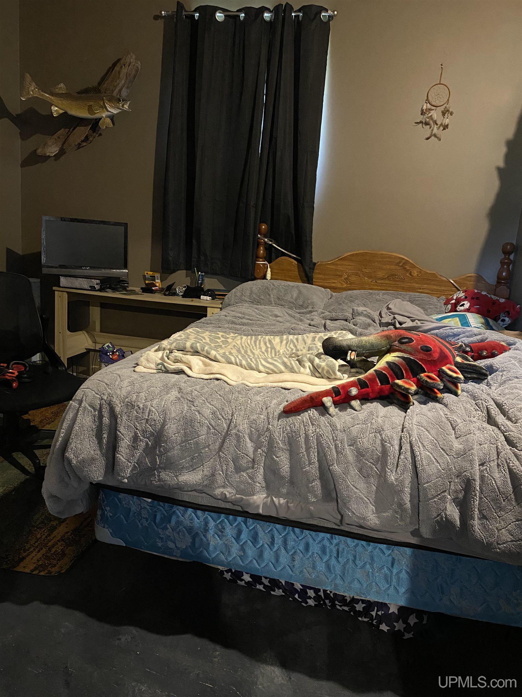 main property photo 30