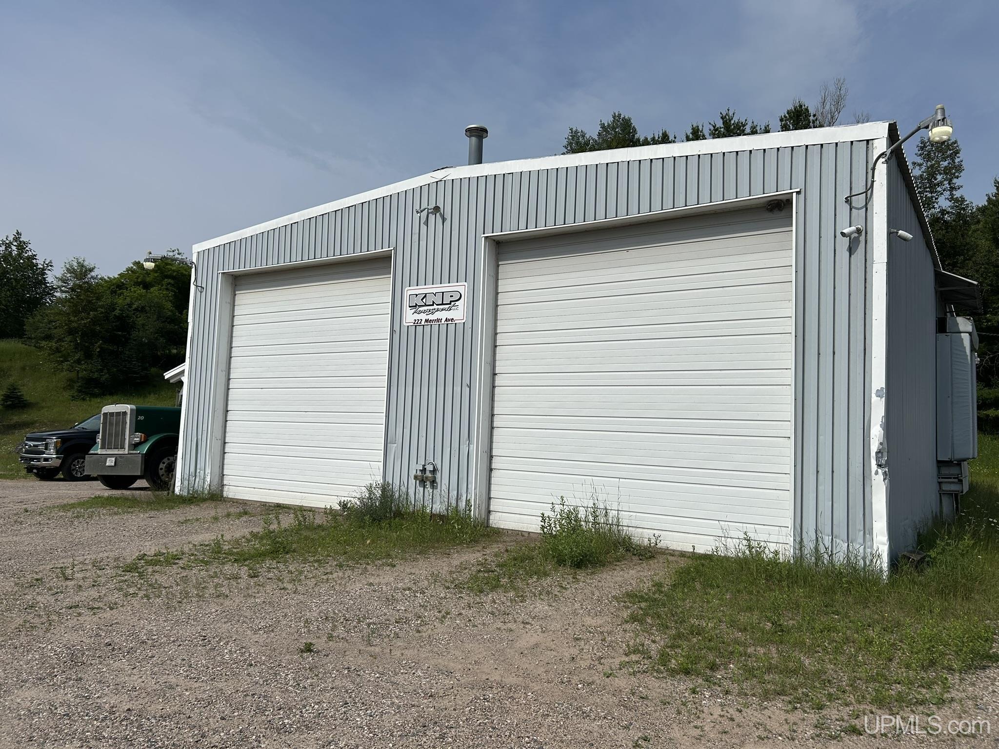 main property photo 1