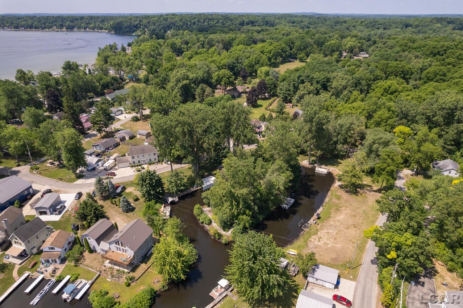 main property photo 60