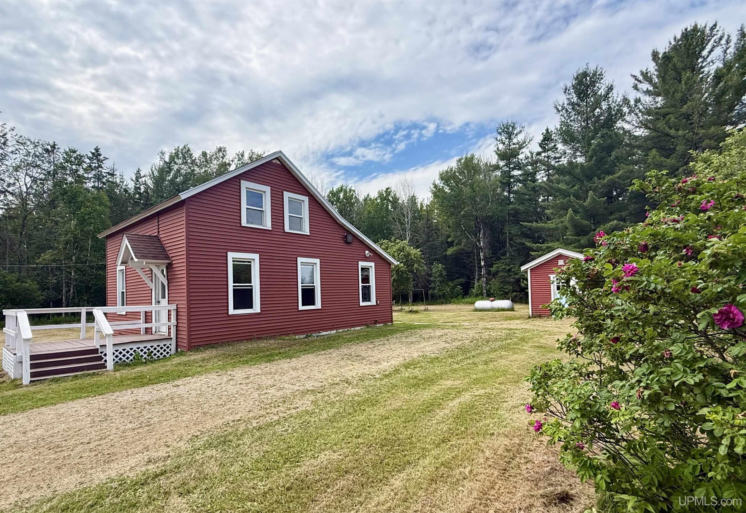main property photo 48