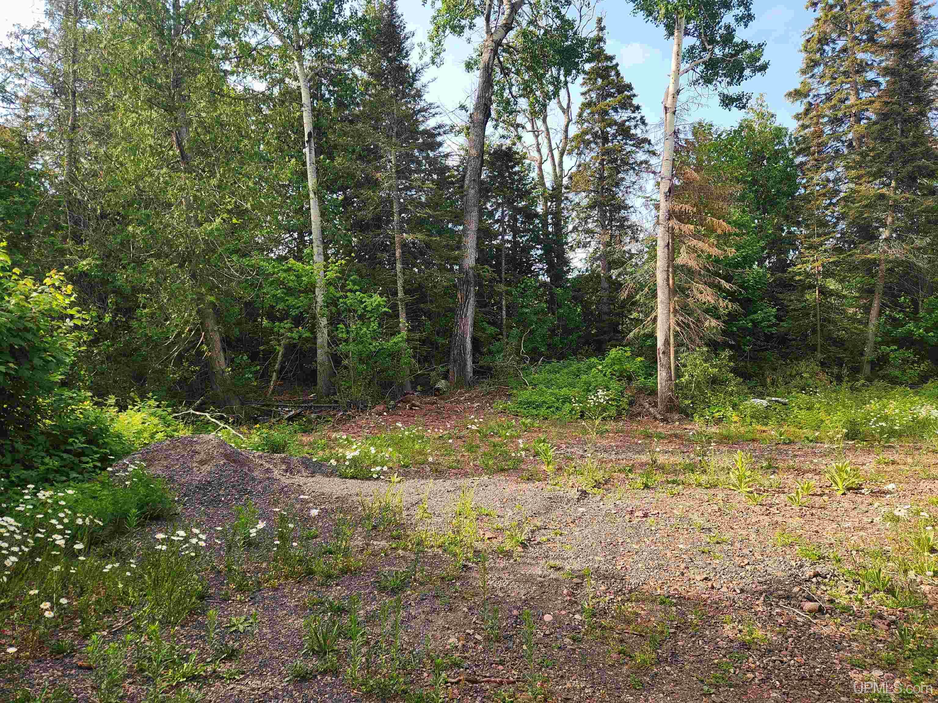 main property photo 50