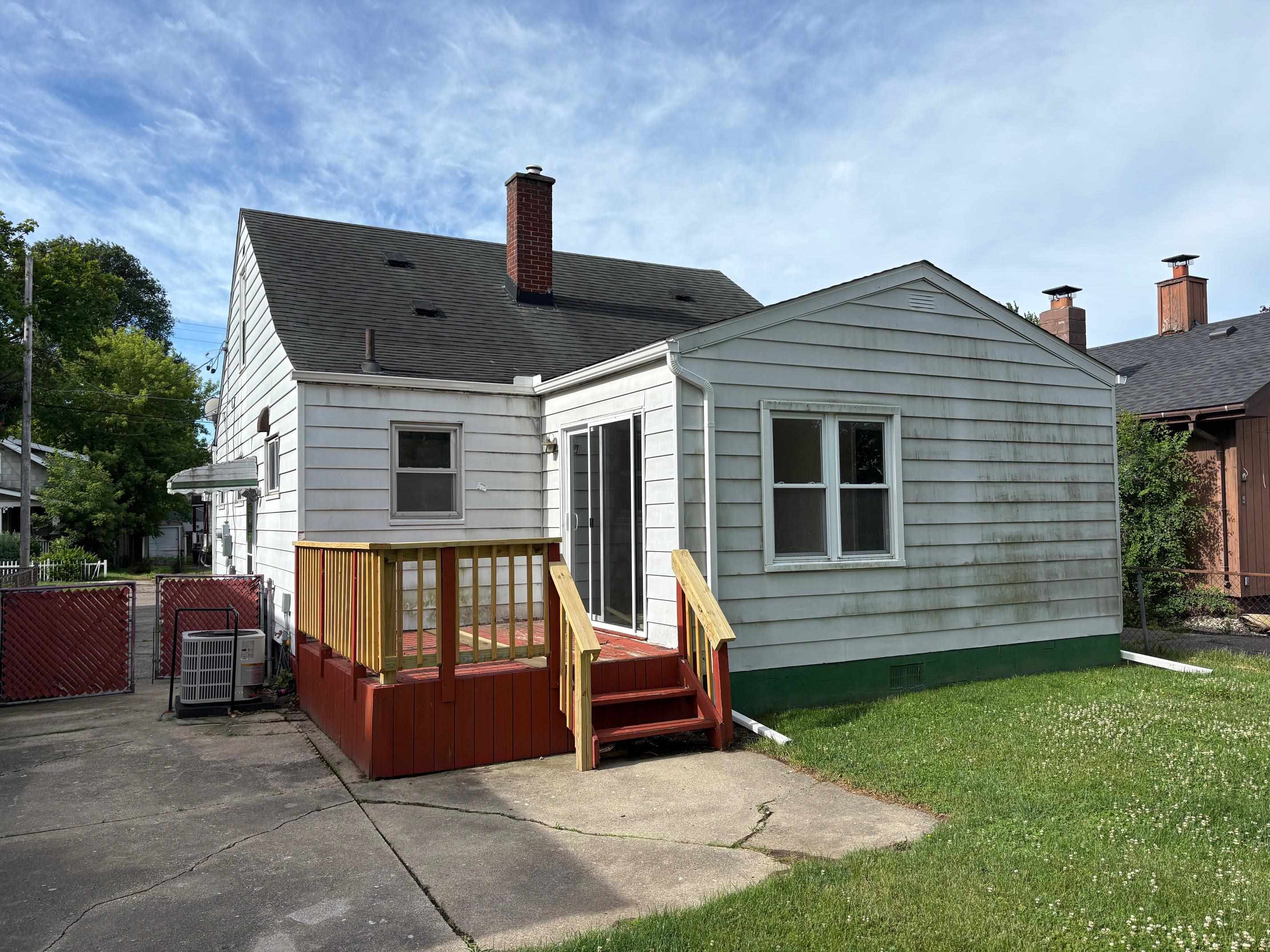 main property photo 19