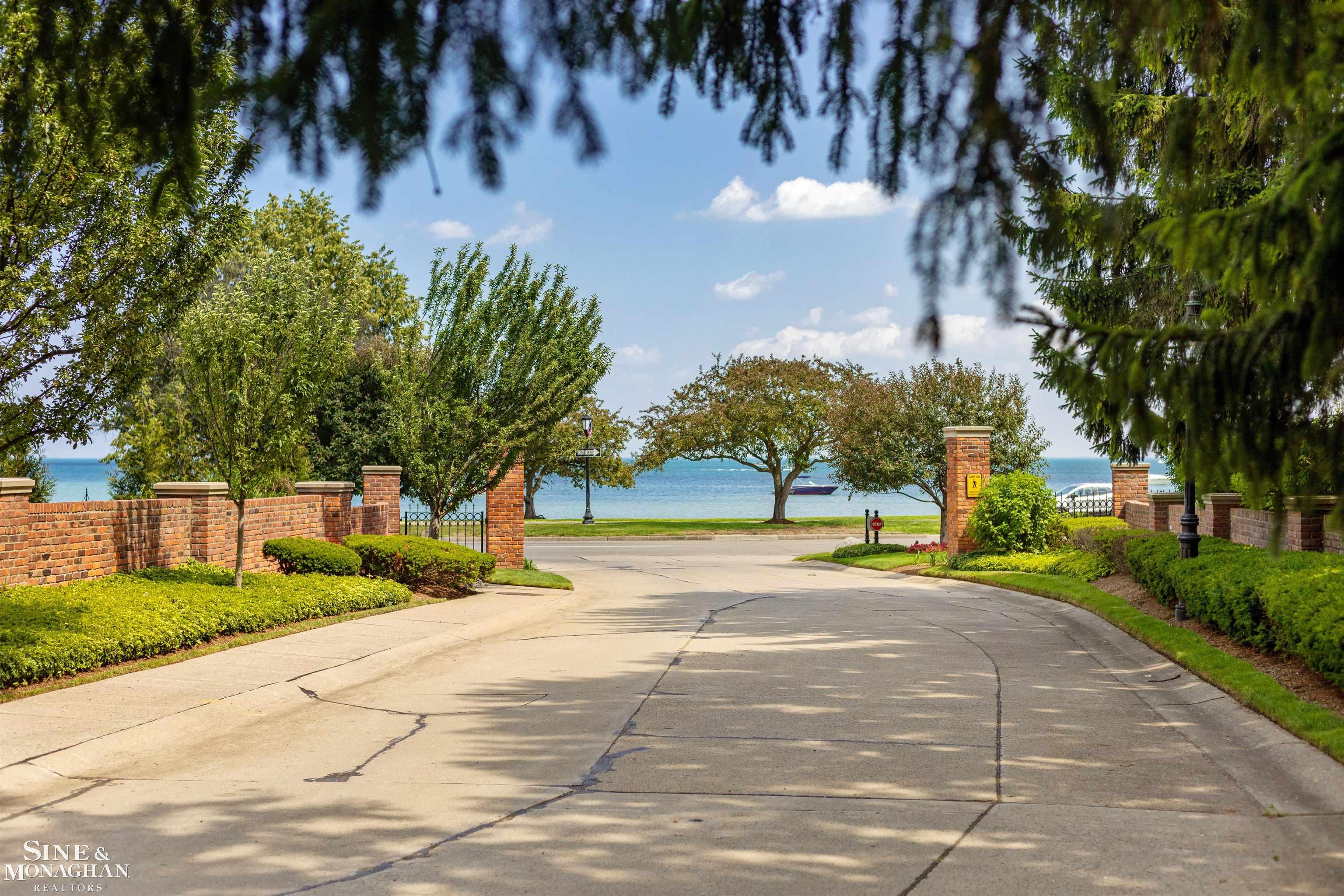 main property photo 68