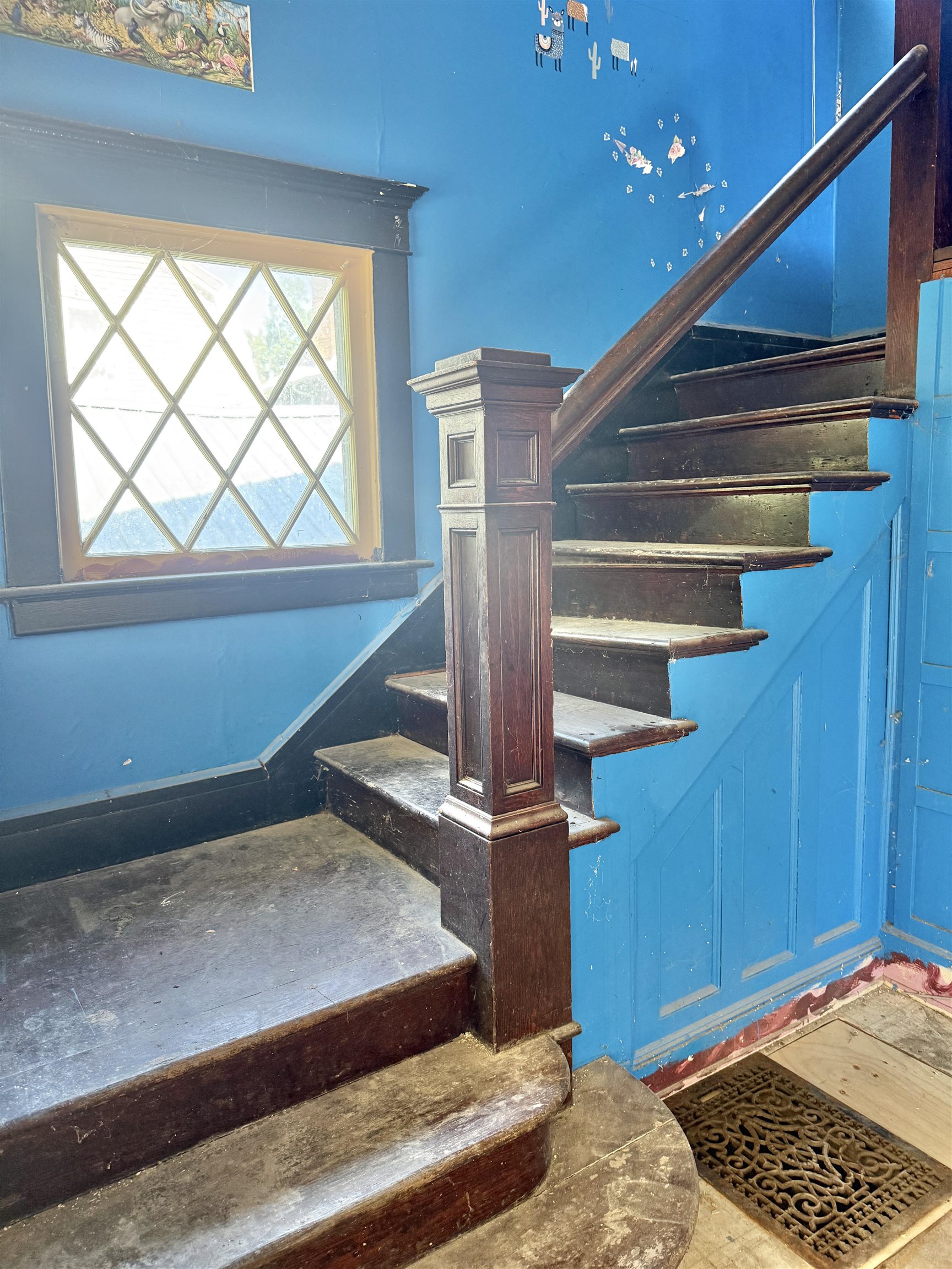 main property photo 6