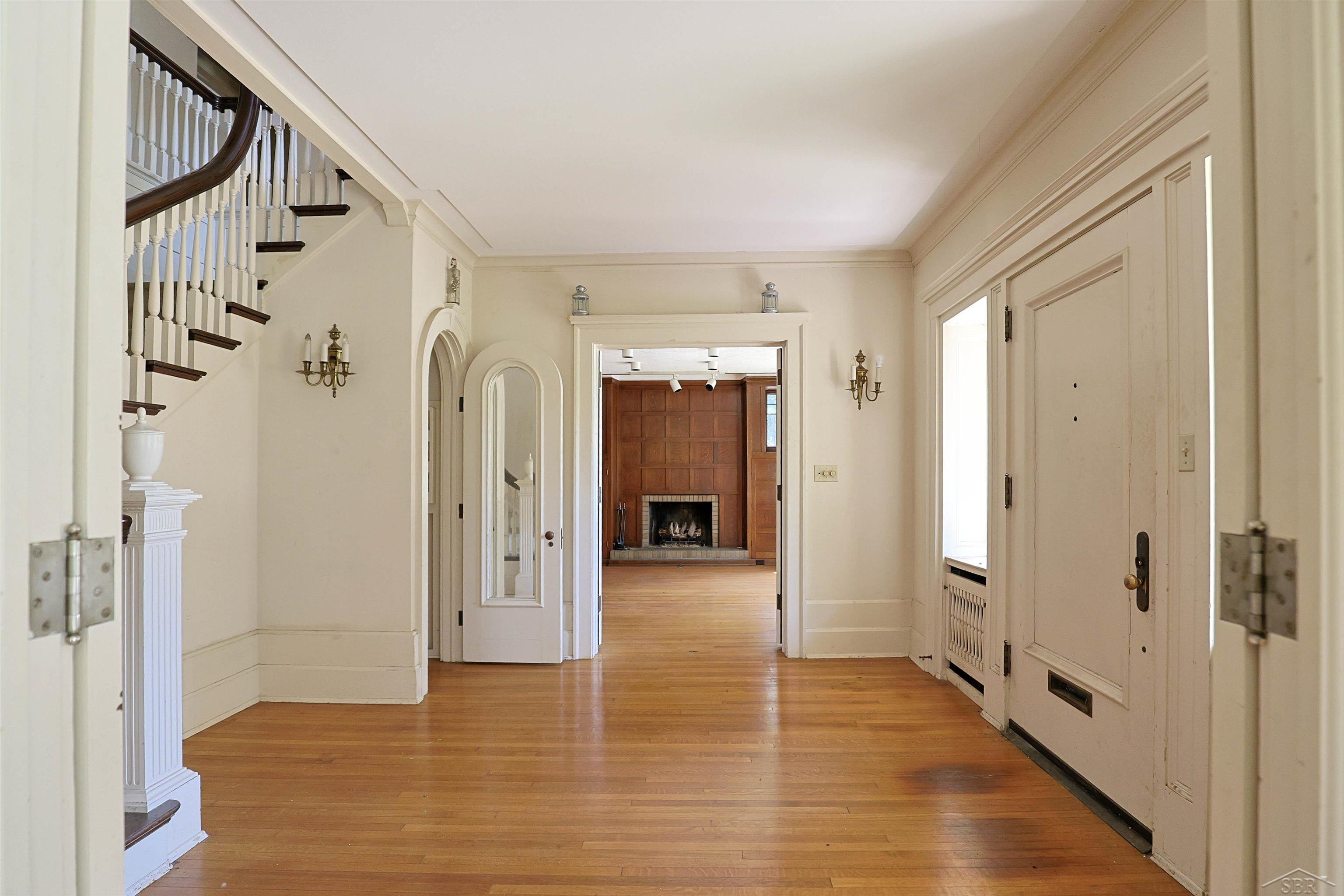 main property photo 19