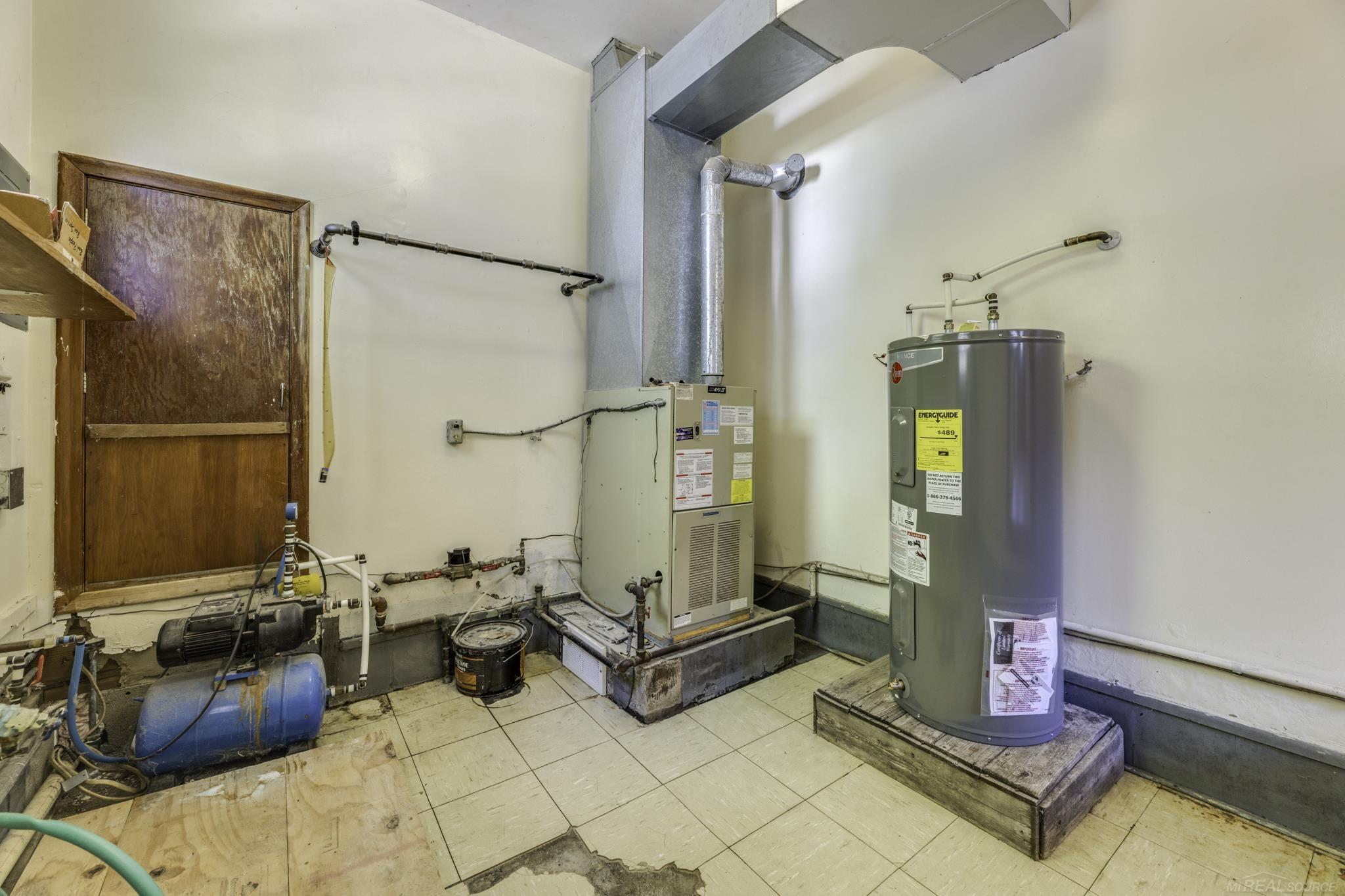 main property photo 25