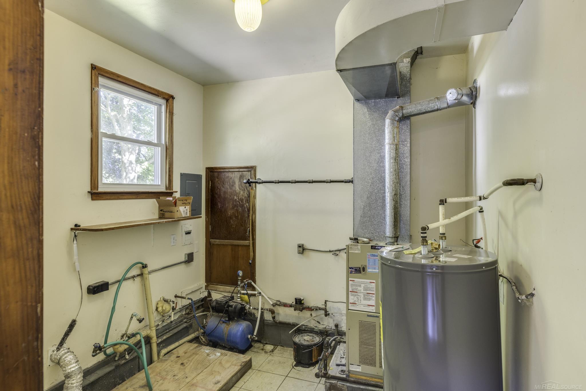 main property photo 26