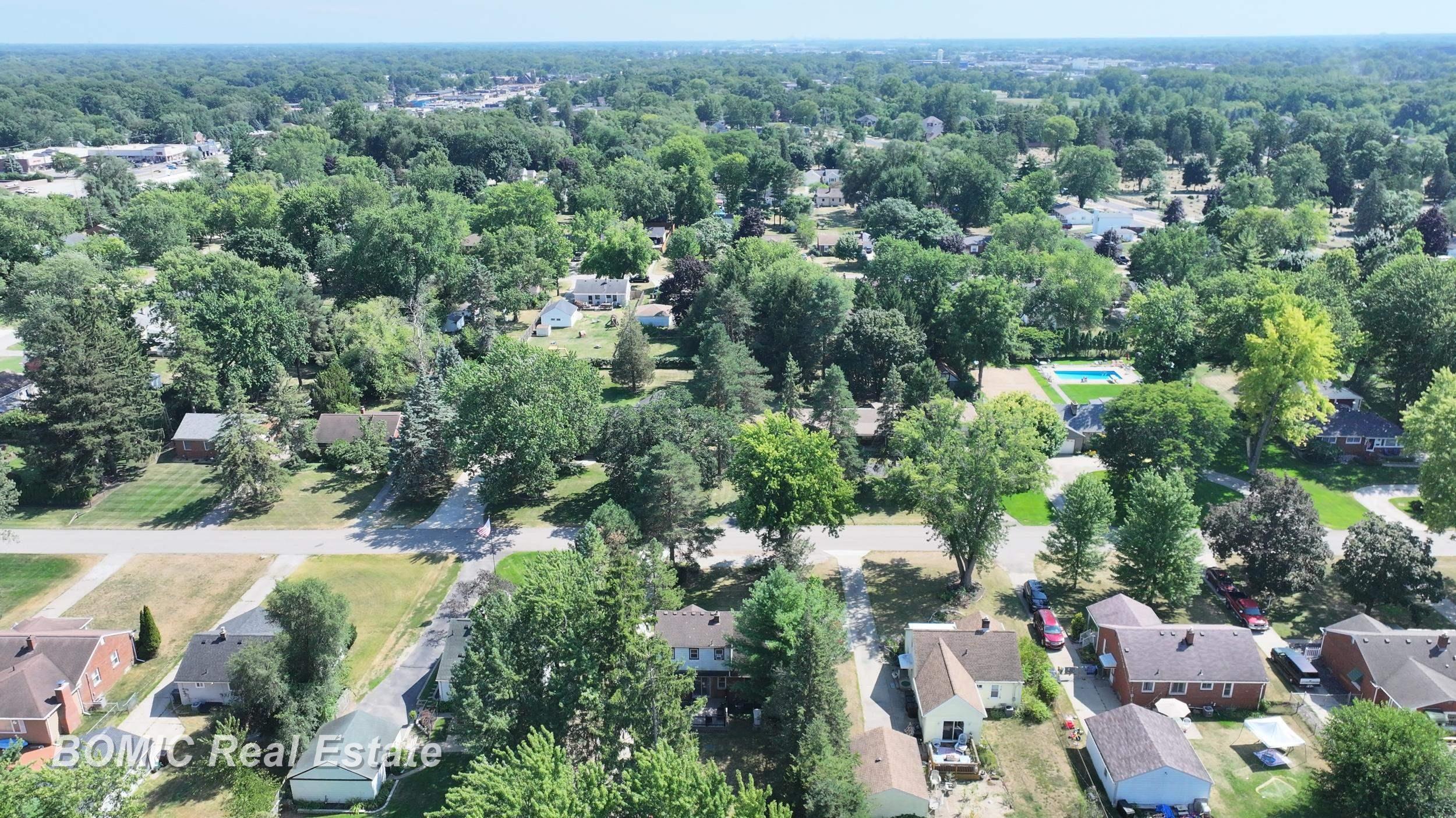 main property photo 19