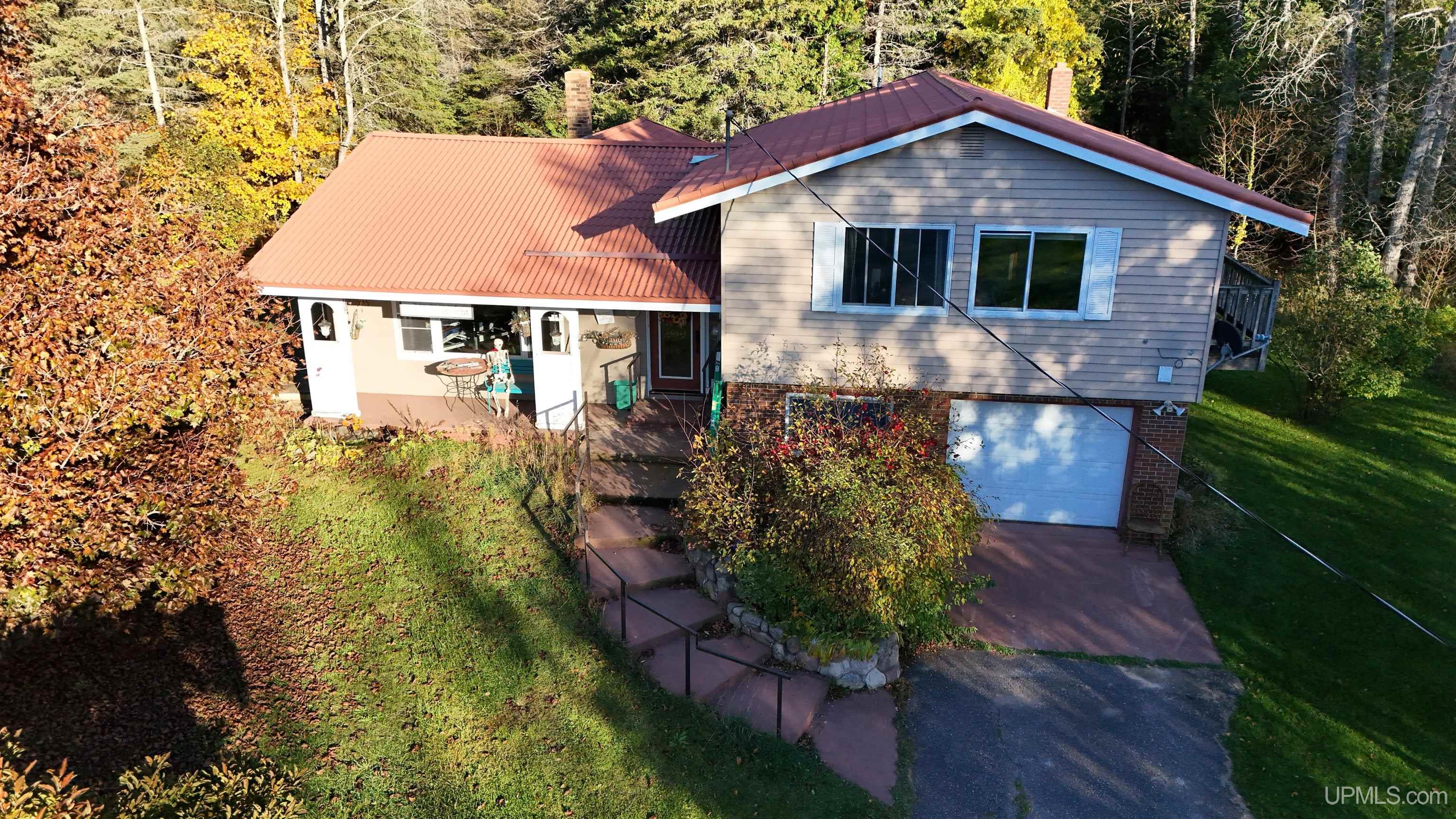 main property photo 0
