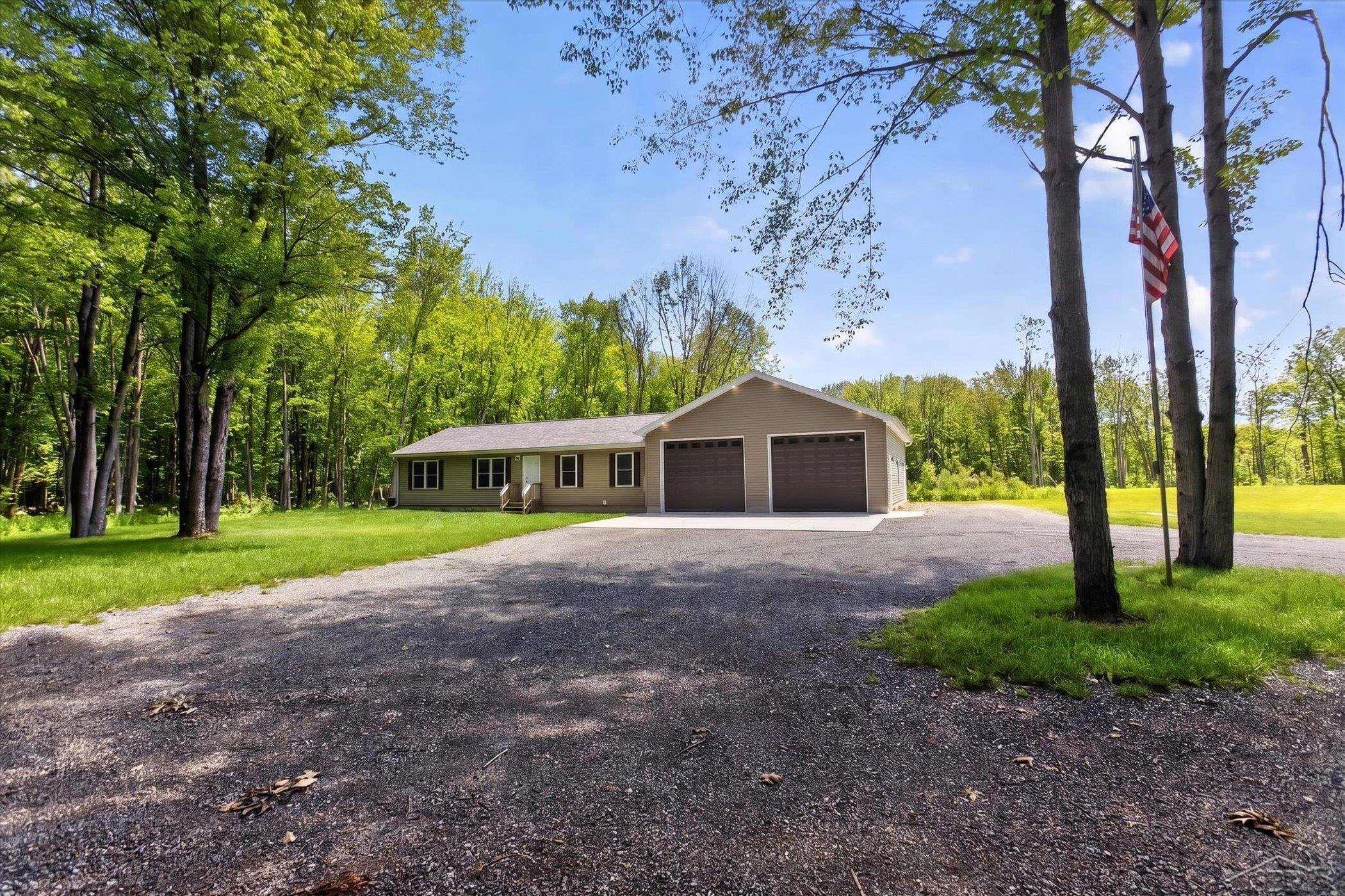 main property photo 57