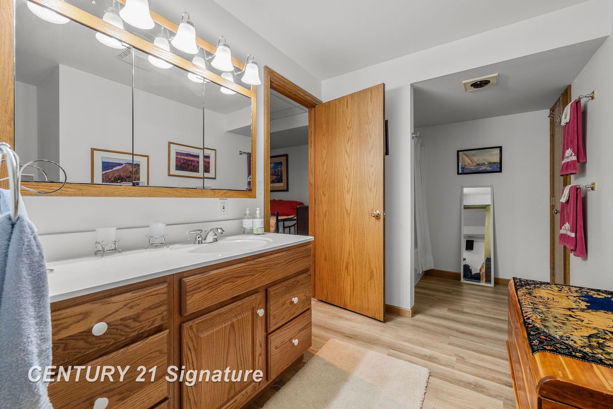 main property photo 51