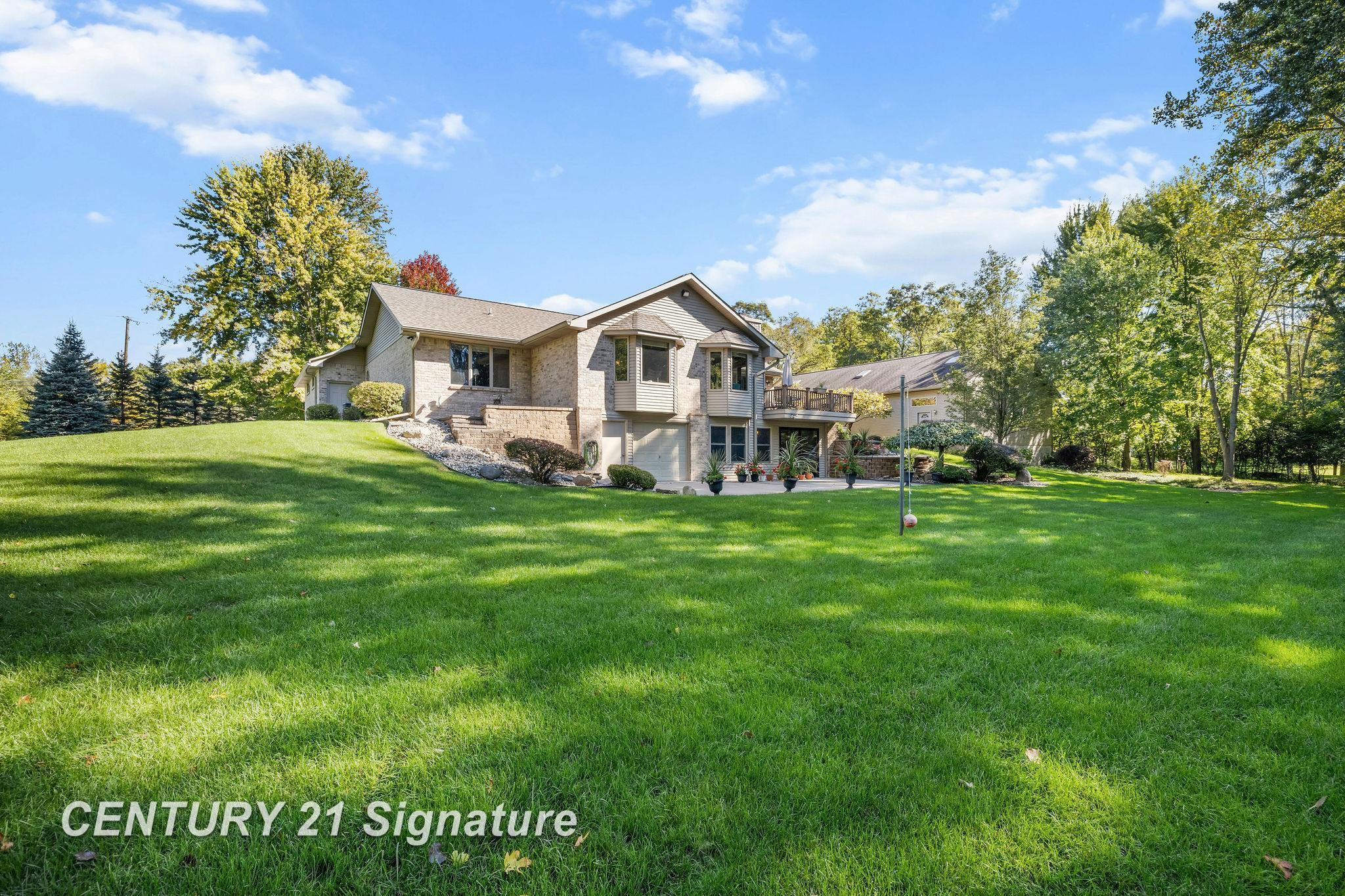 main property photo 75