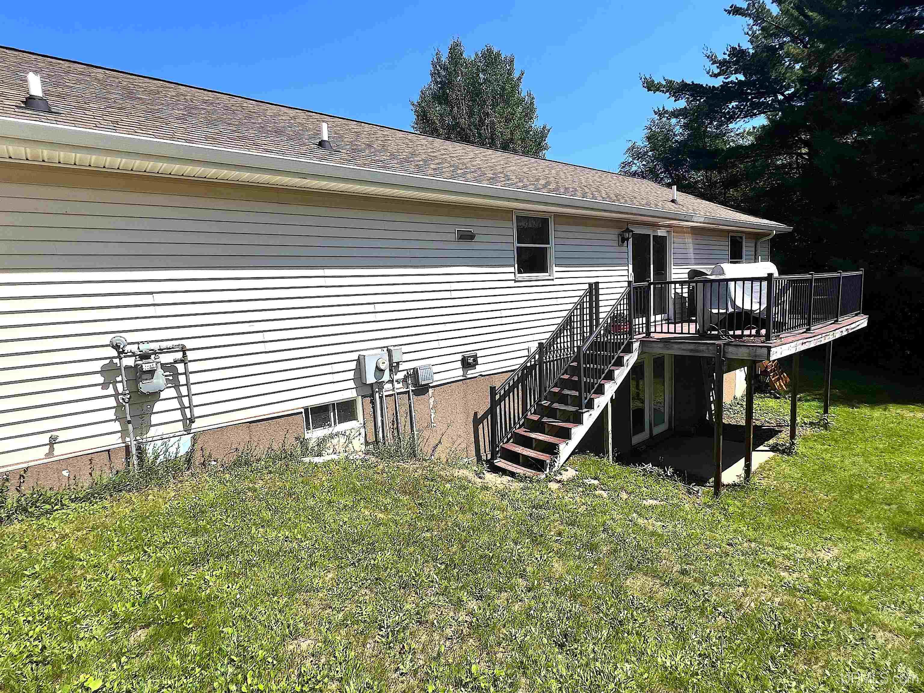 main property photo 50