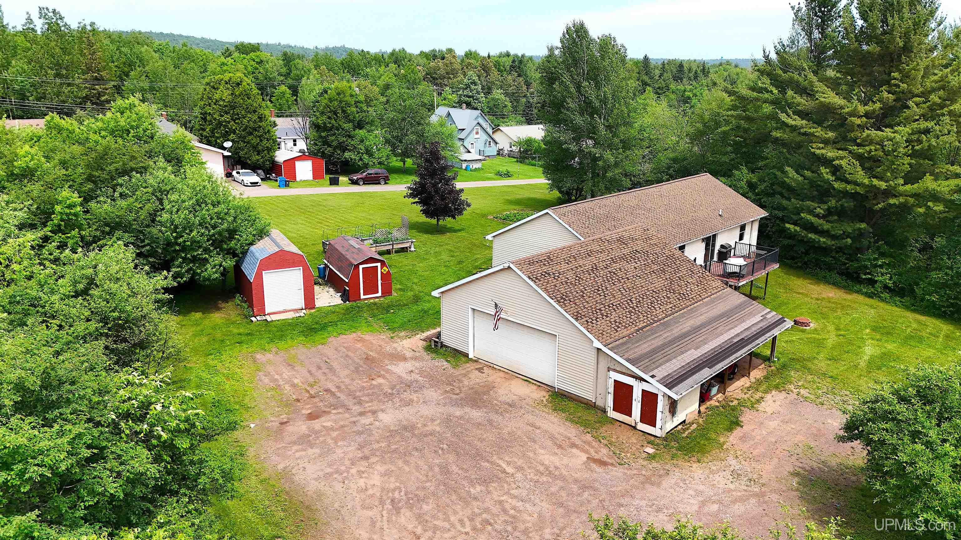 main property photo 64