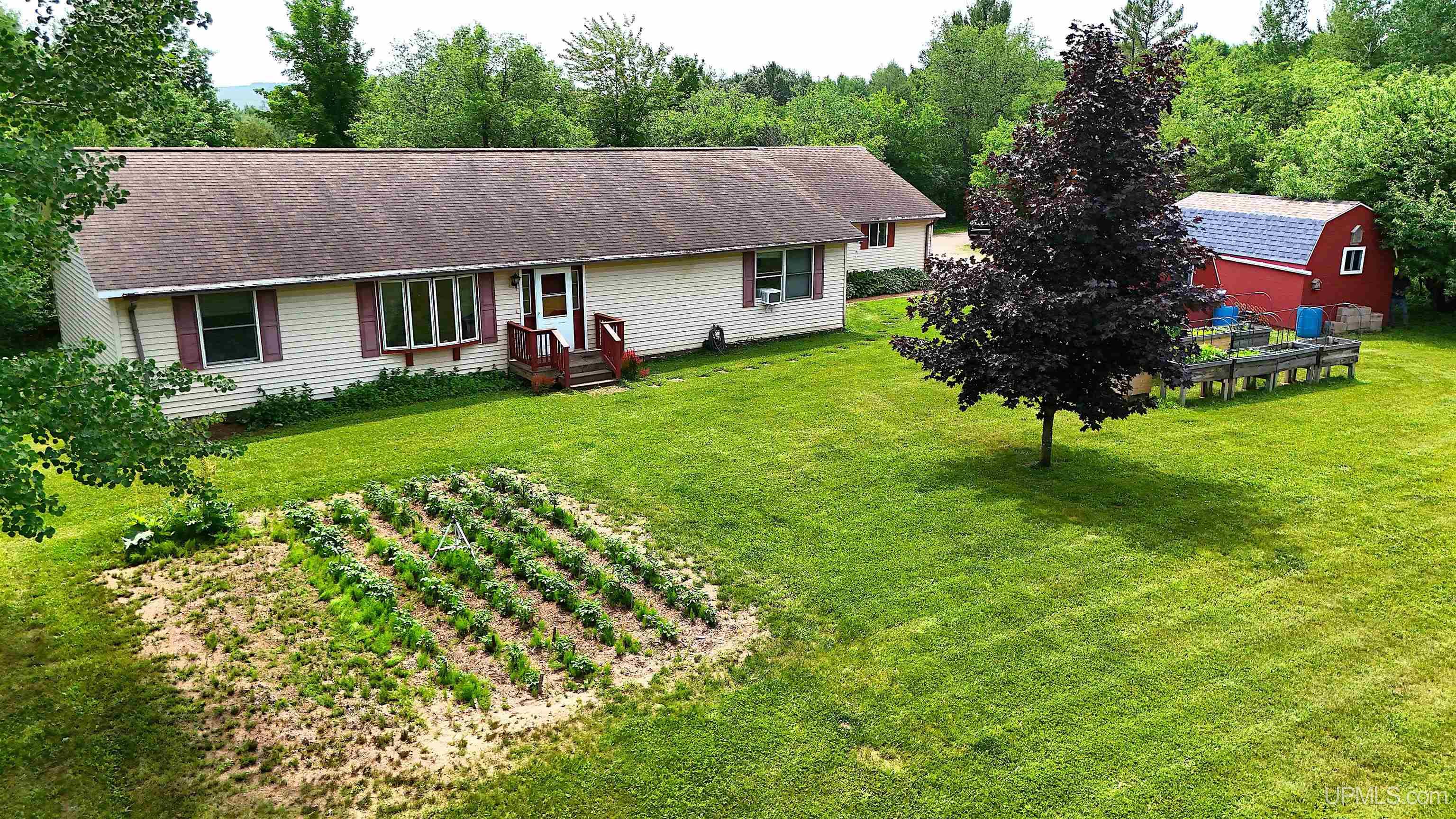 main property photo 70