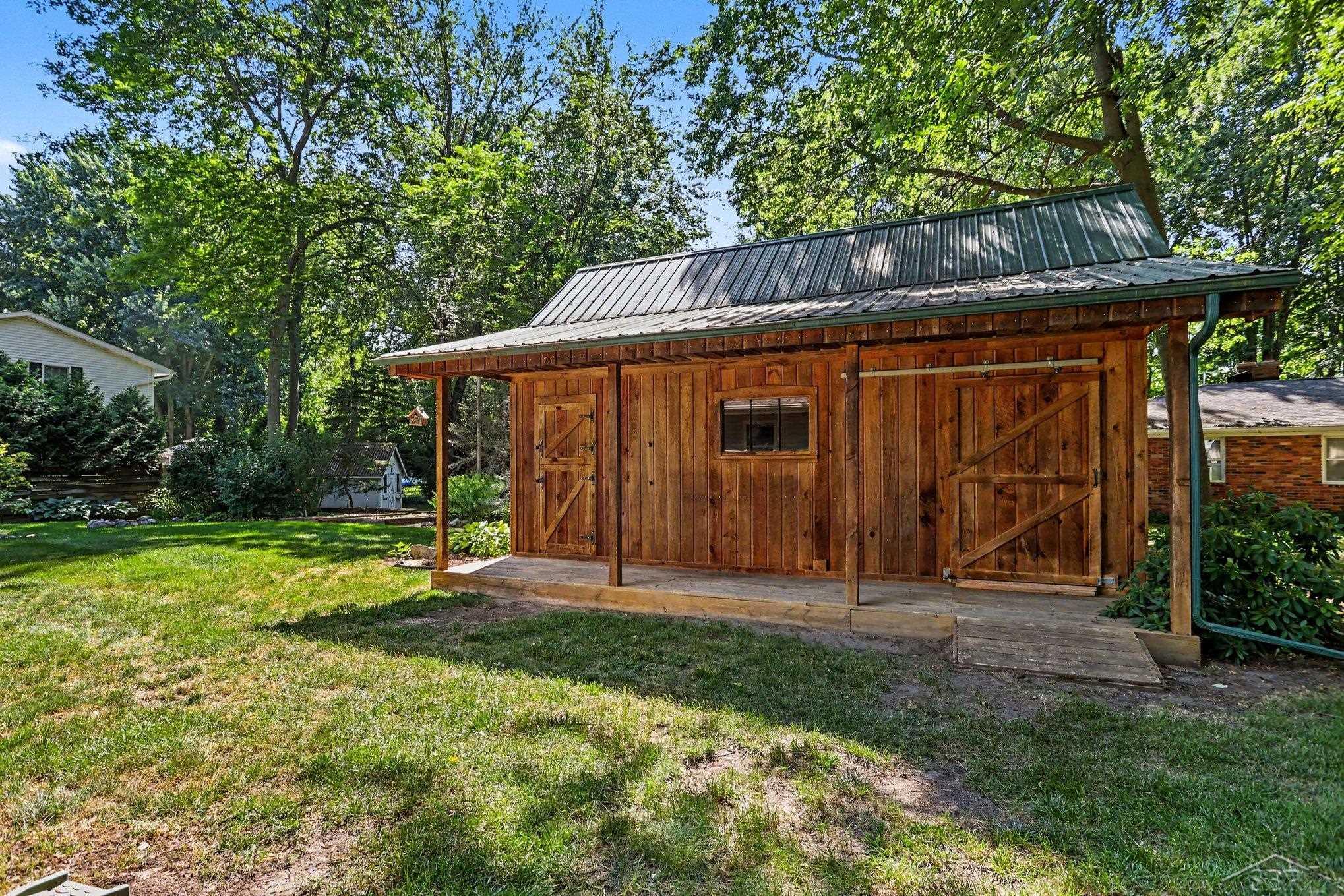 main property photo 20