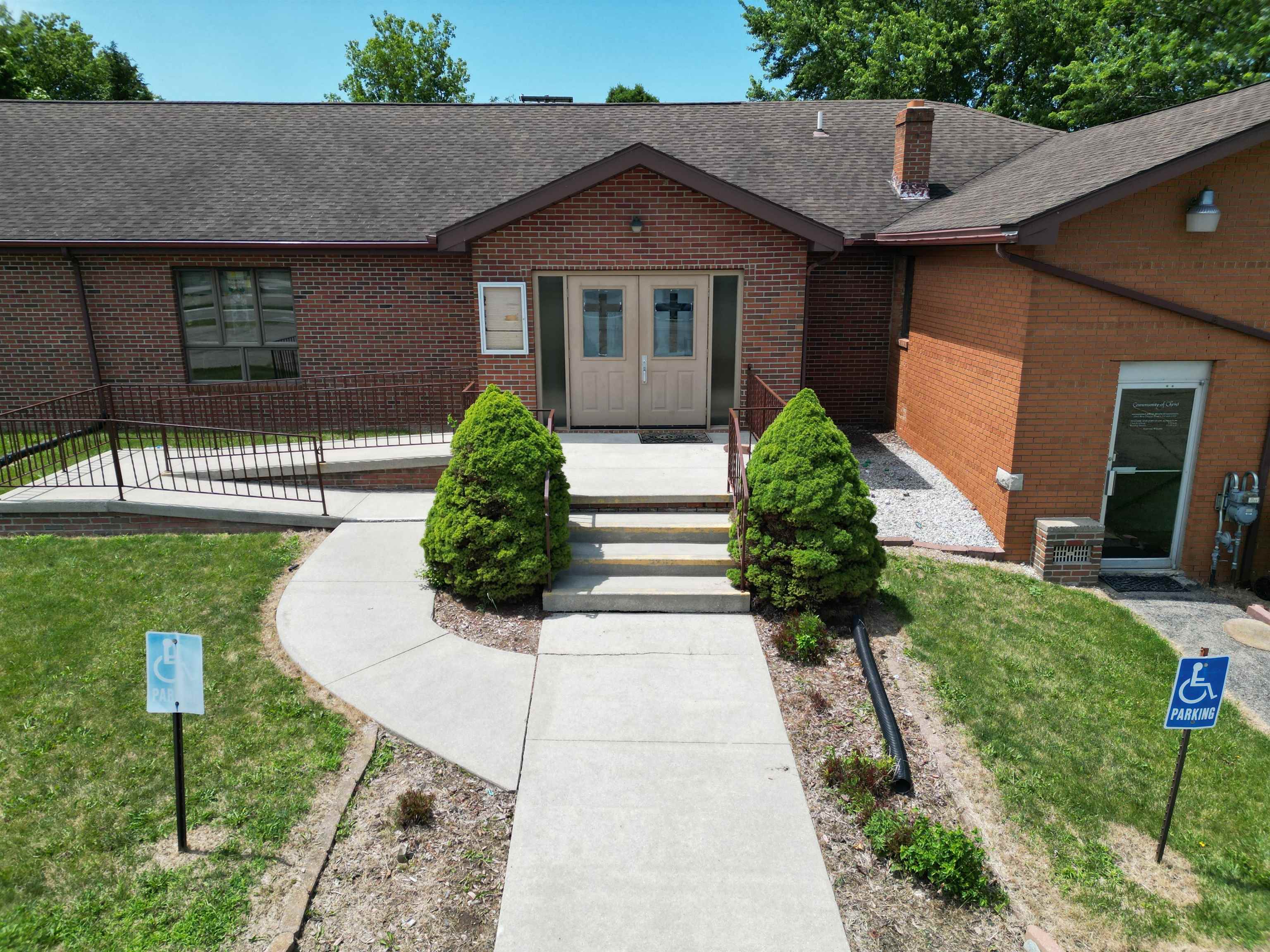 main property photo 36