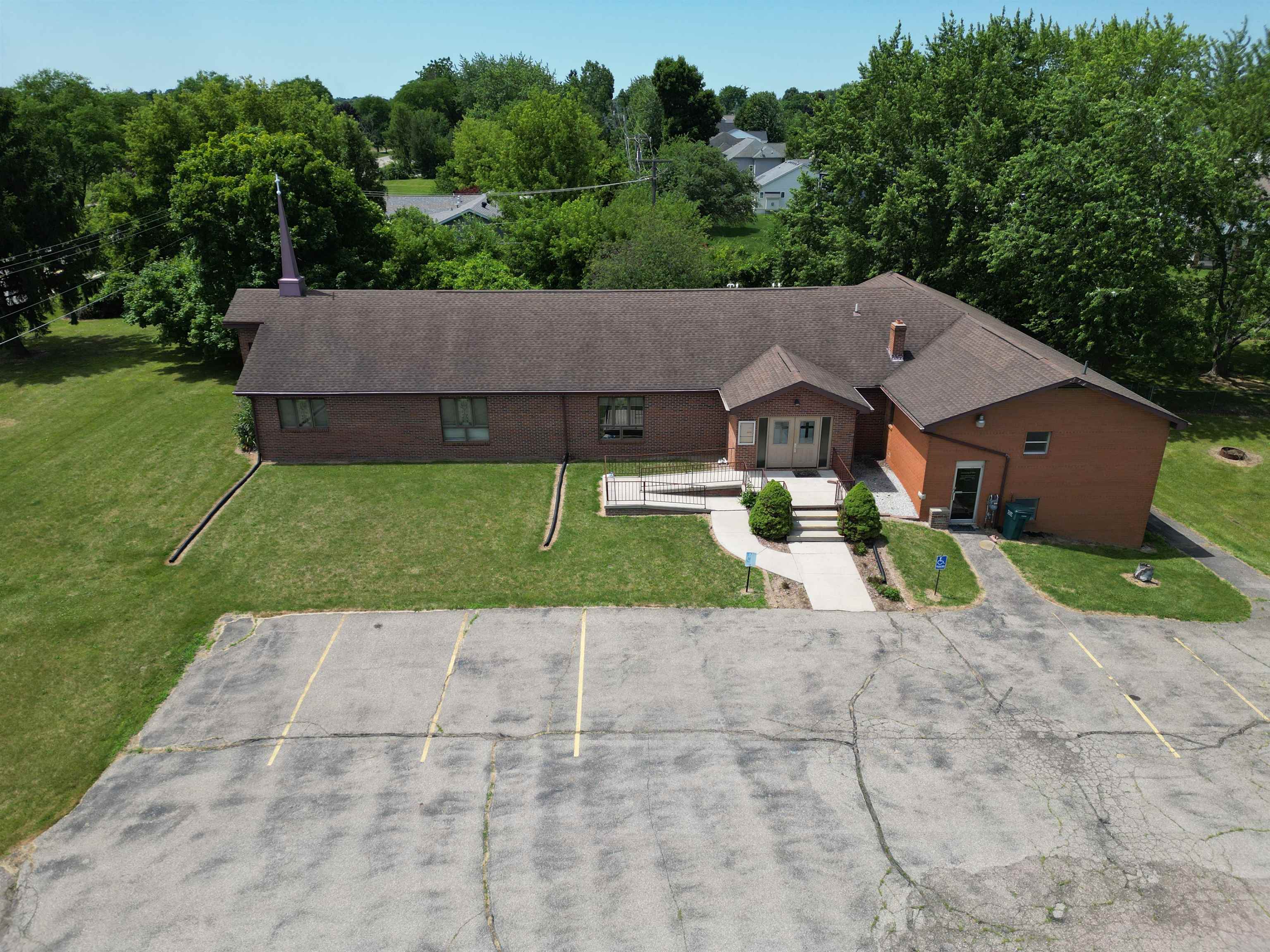 main property photo 38