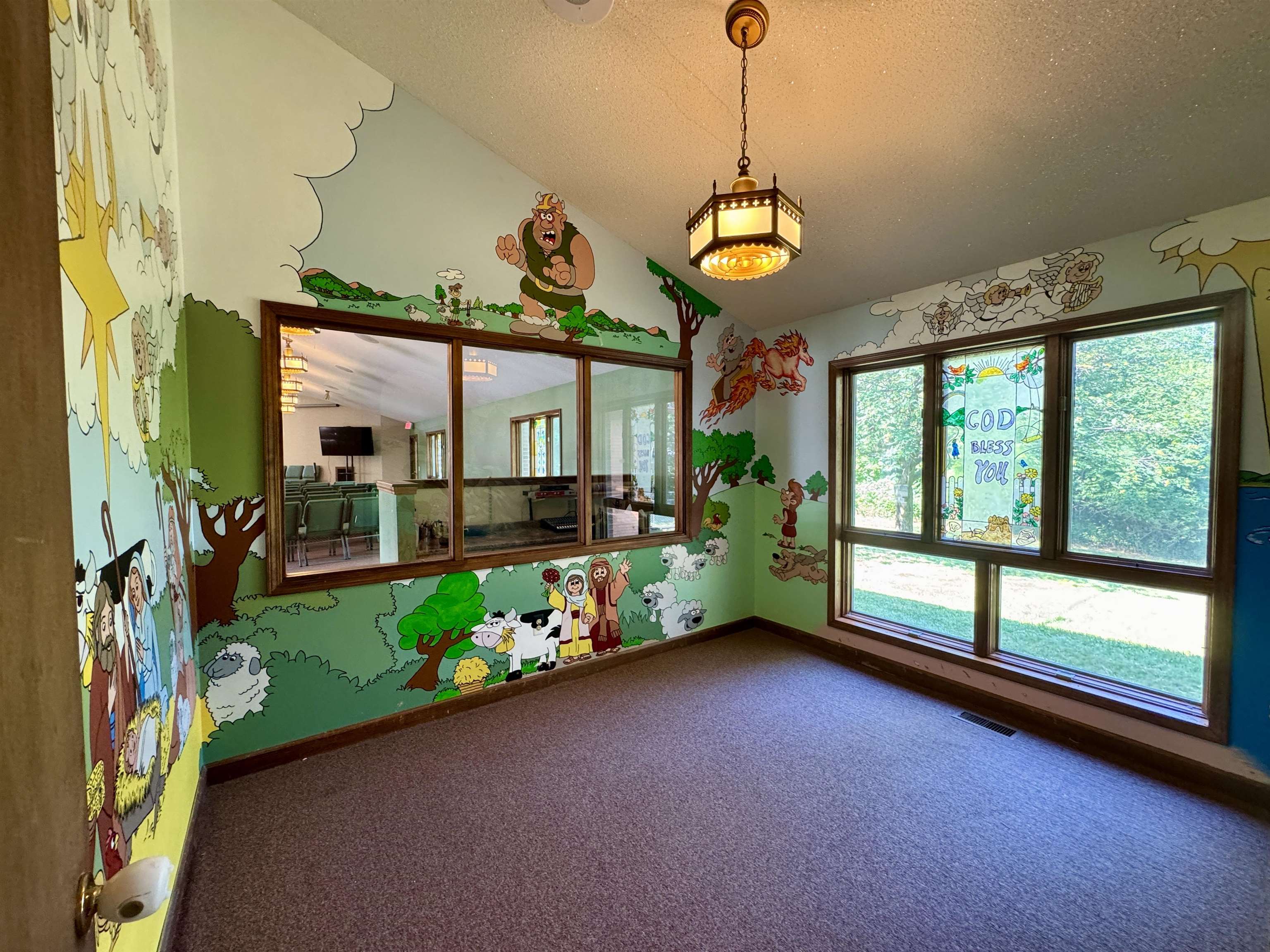main property photo 6