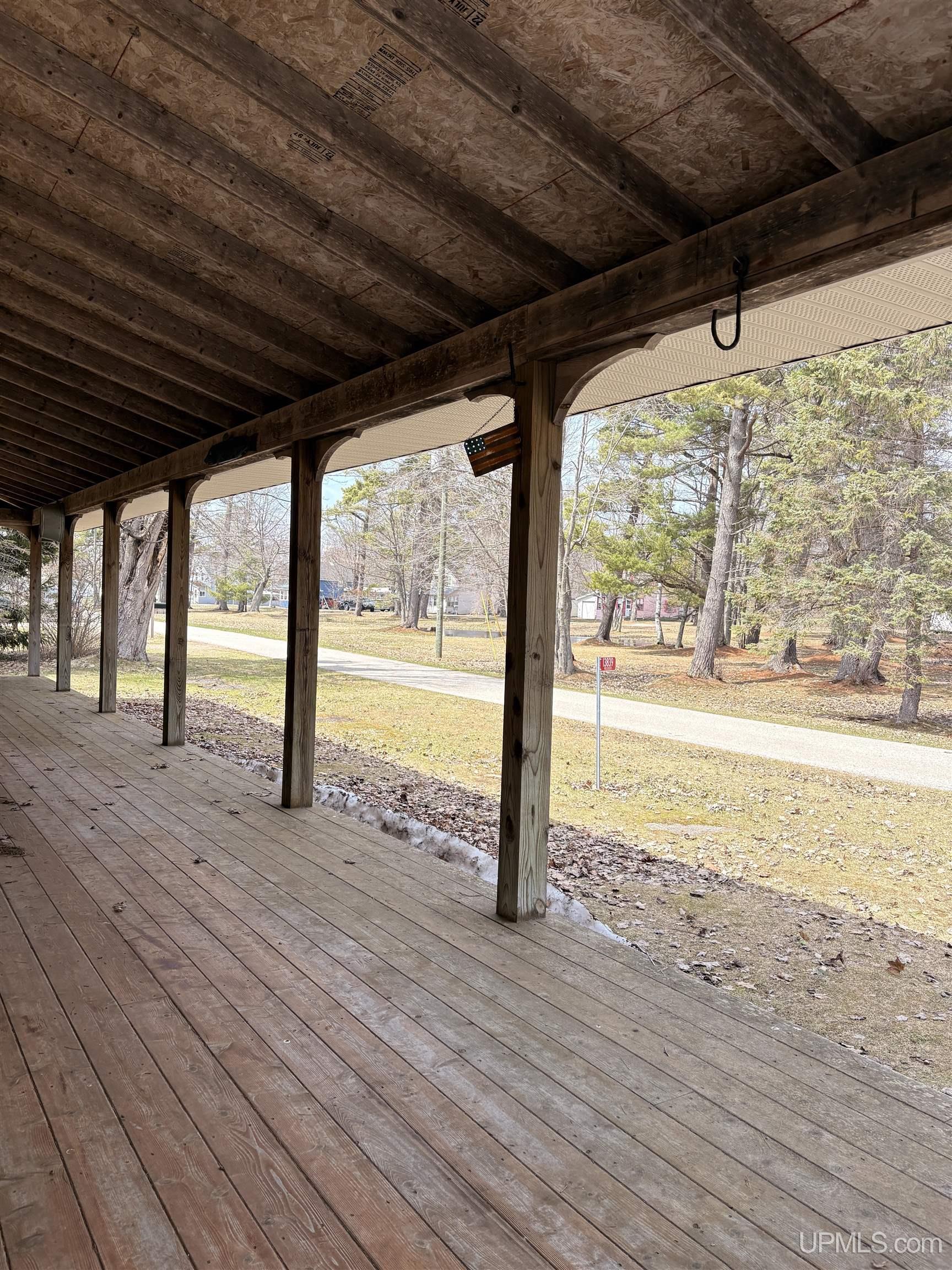 main property photo 20