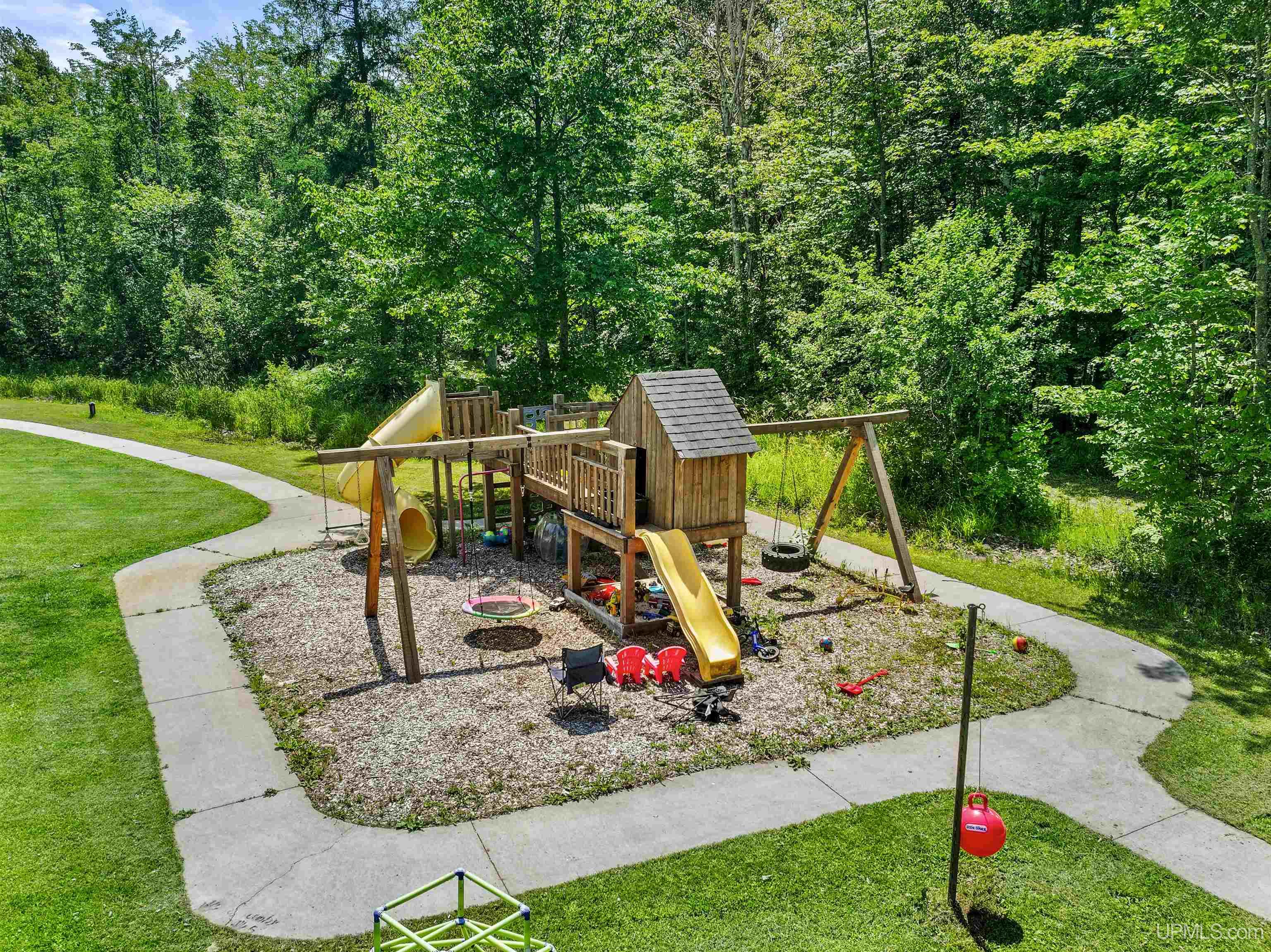 main property photo 56