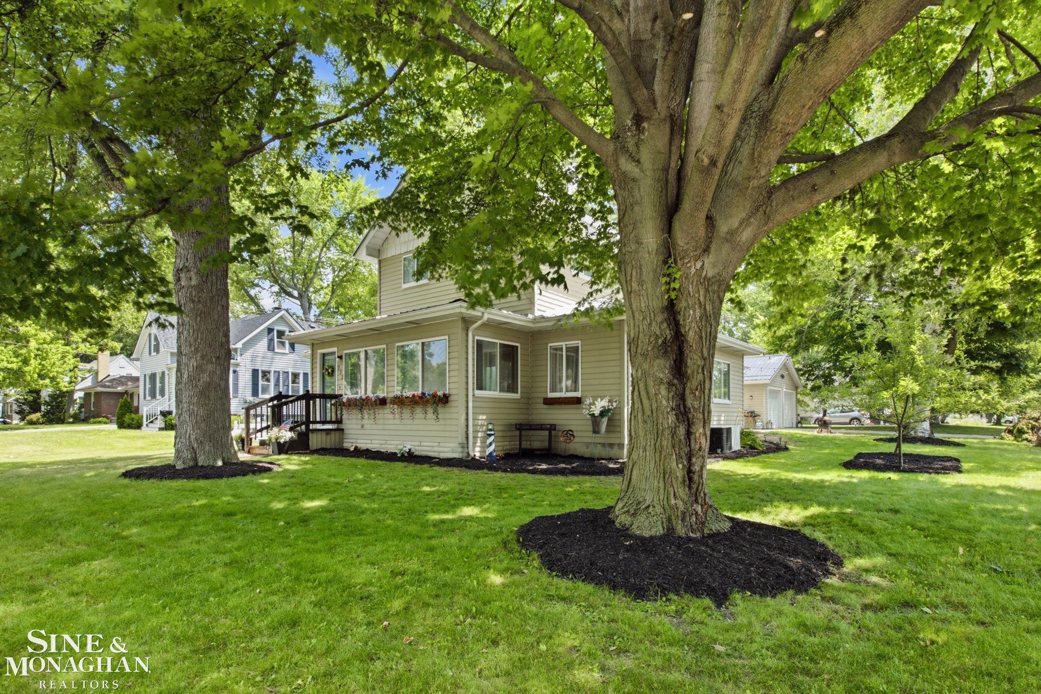 main property photo 6