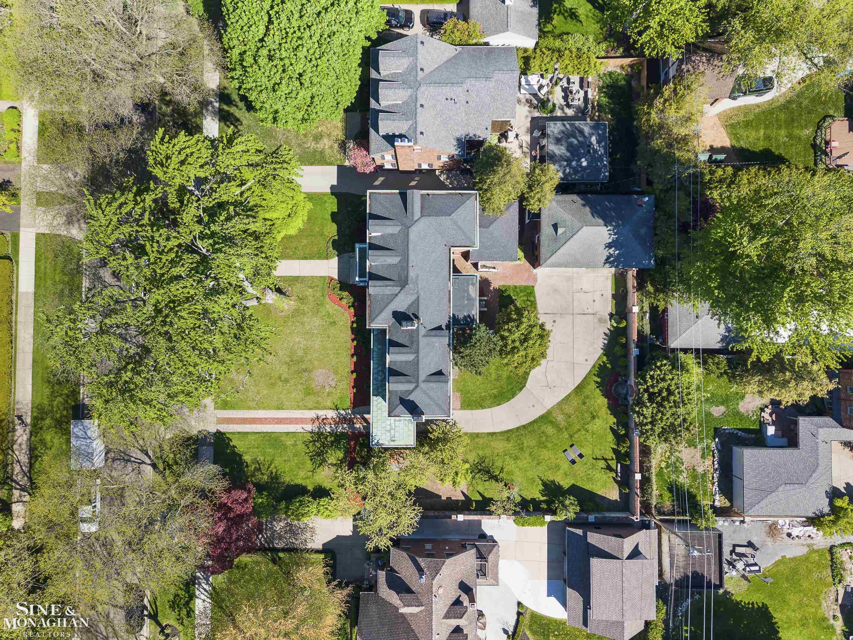 main property photo 76