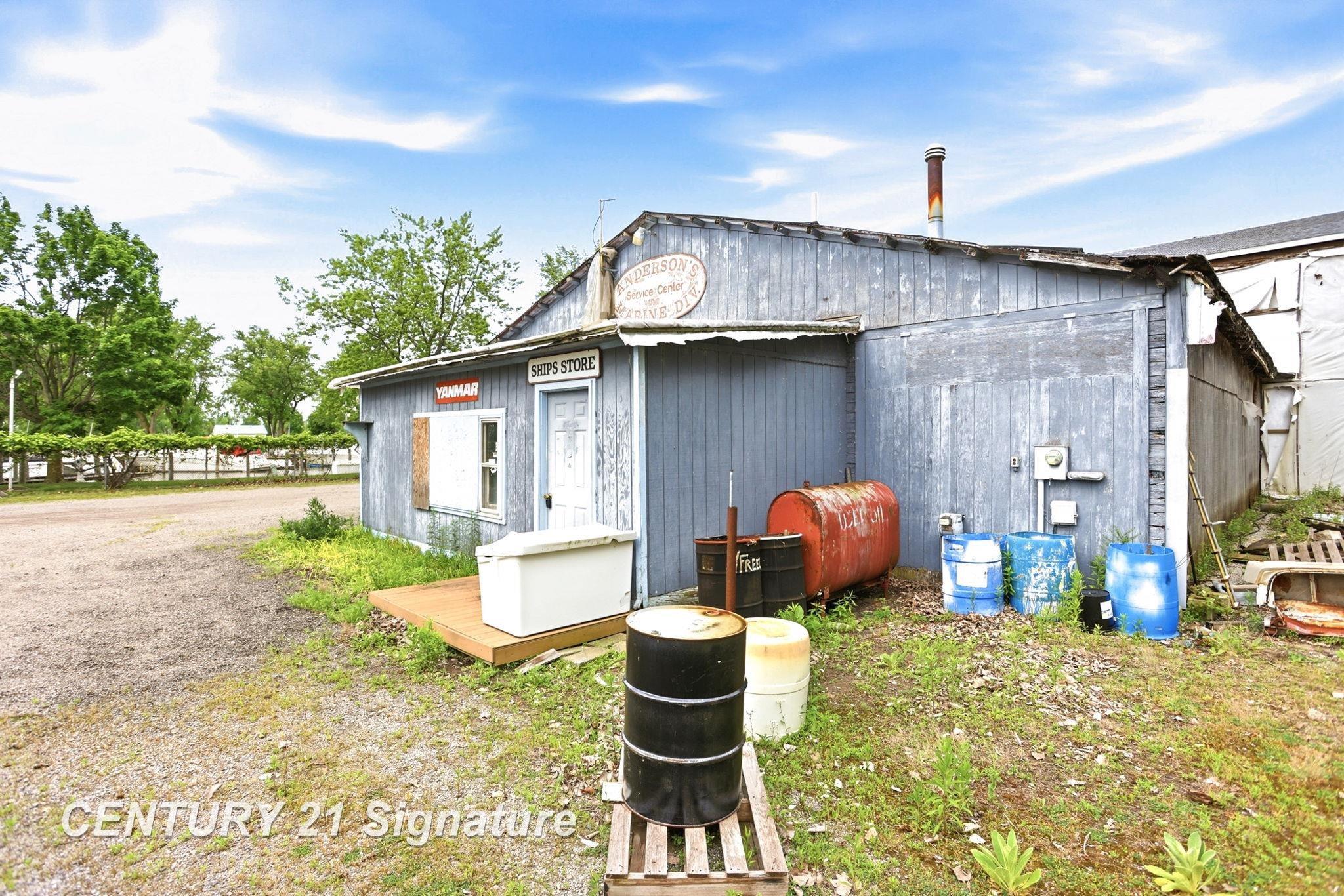 main property photo 19