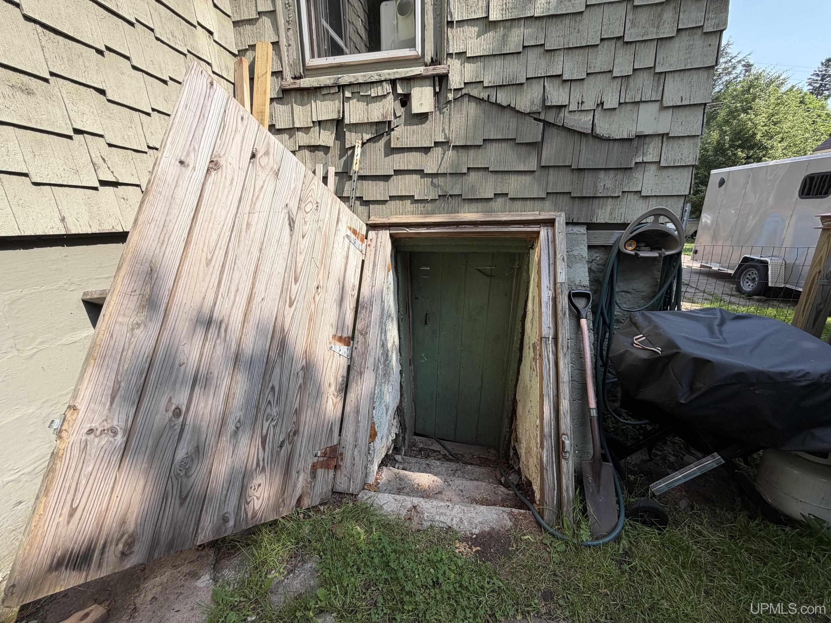 main property photo 84