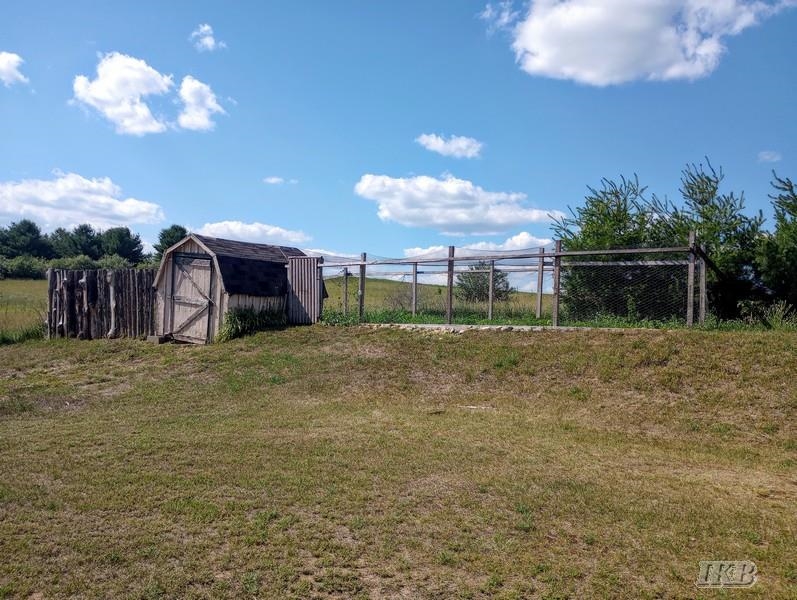 main property photo 39